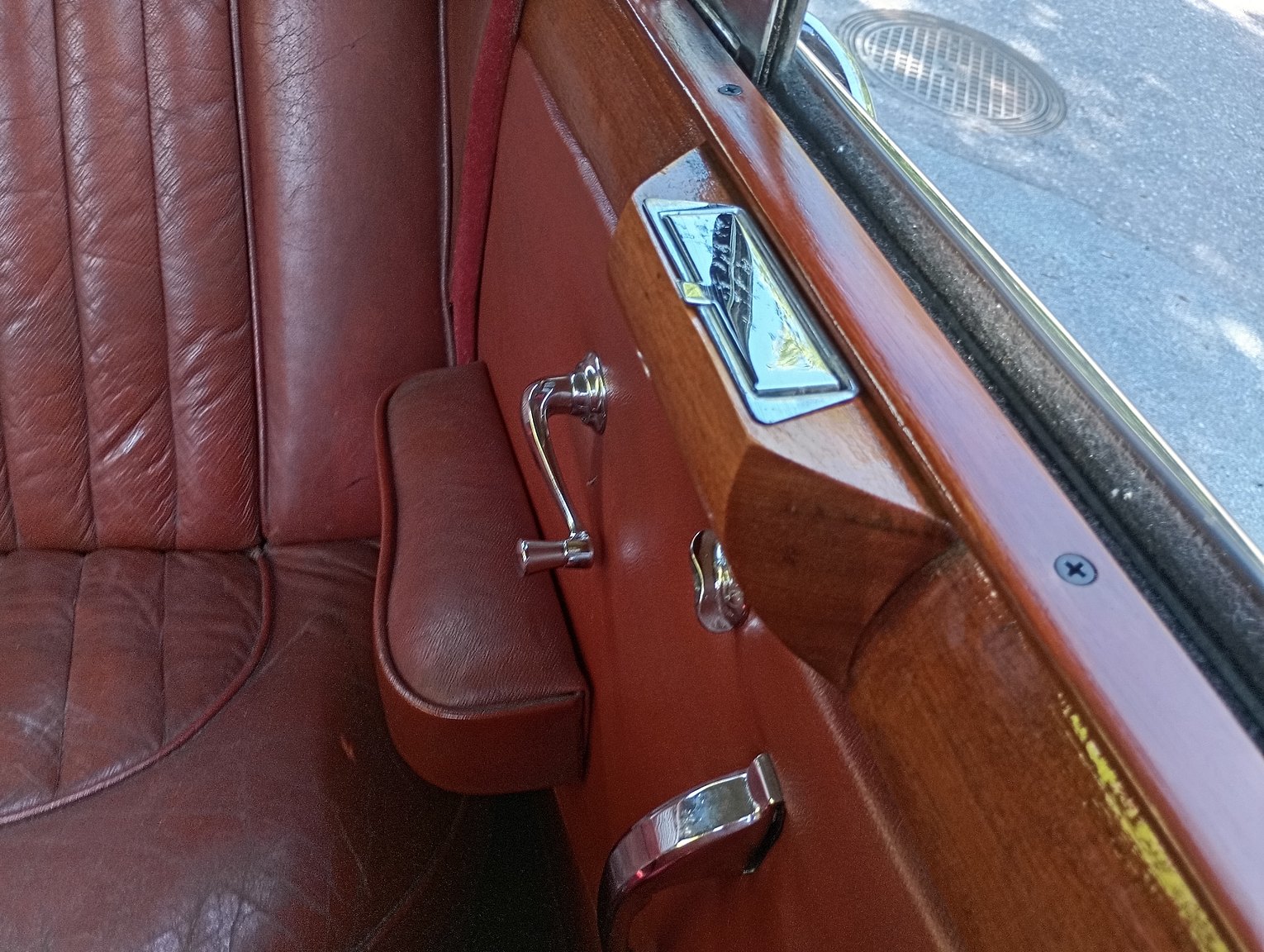 Interior image of 1954 Jaguar Mark VII