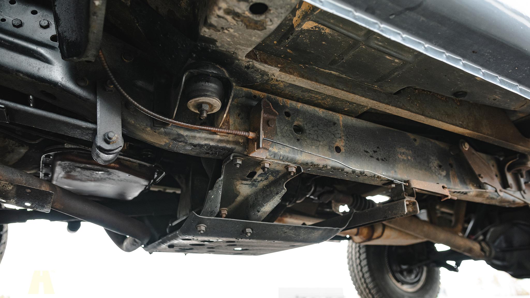 Image of 1986 Dodge Ramcharger mechanics