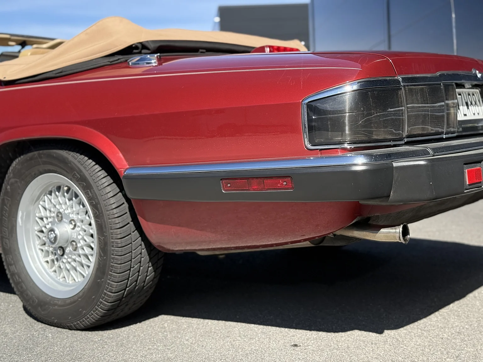 Exterior image of 1993 Jaguar XjS Cabriolet (47)