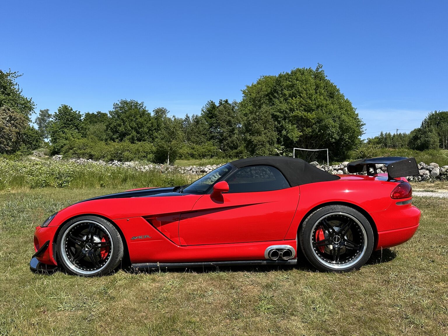 Exteriörbild på 2004 Dodge Viper SRT-10 (11)
