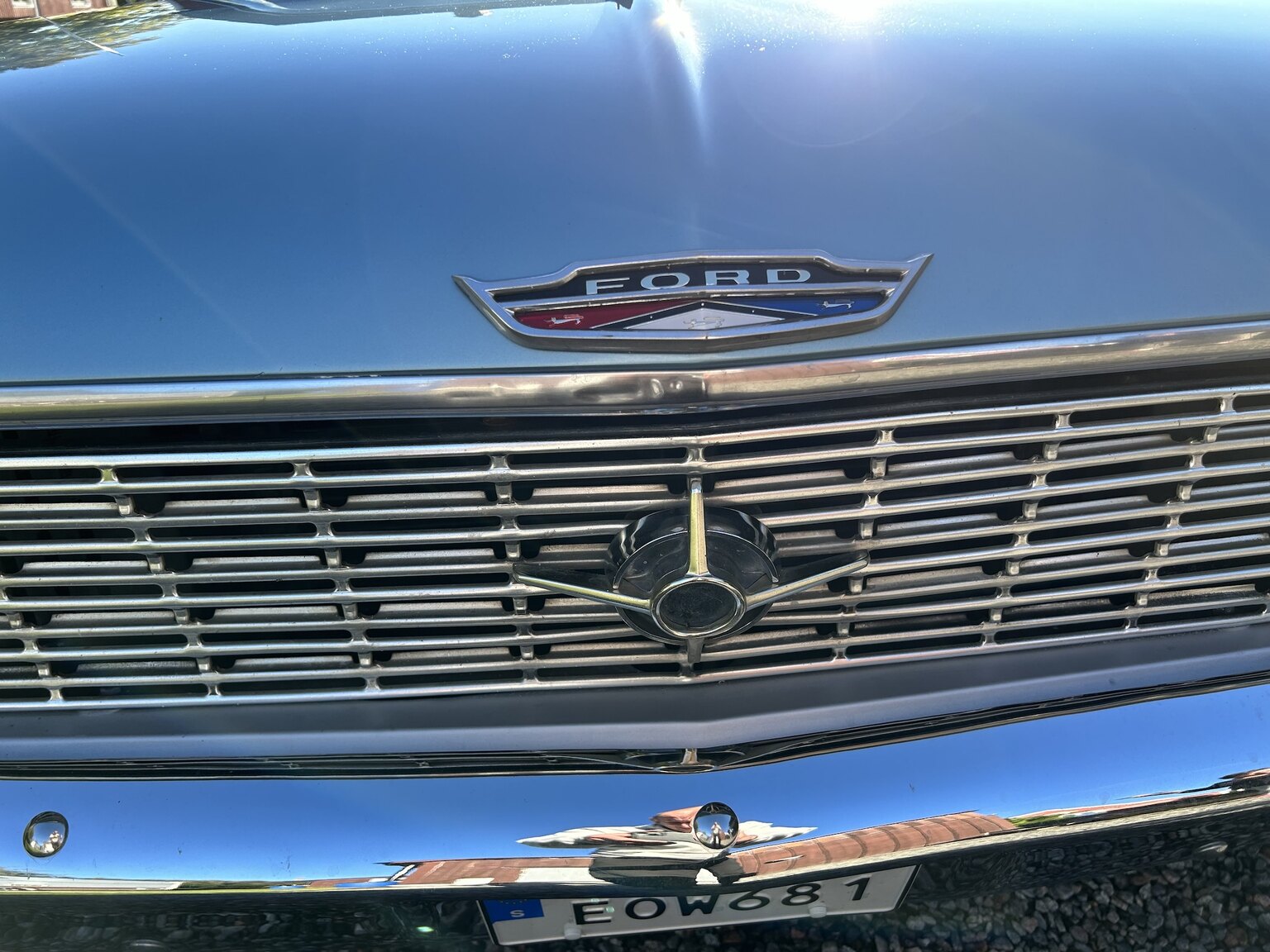 Exterior image of 1962 Ford Galaxie 500 XL Sunliner