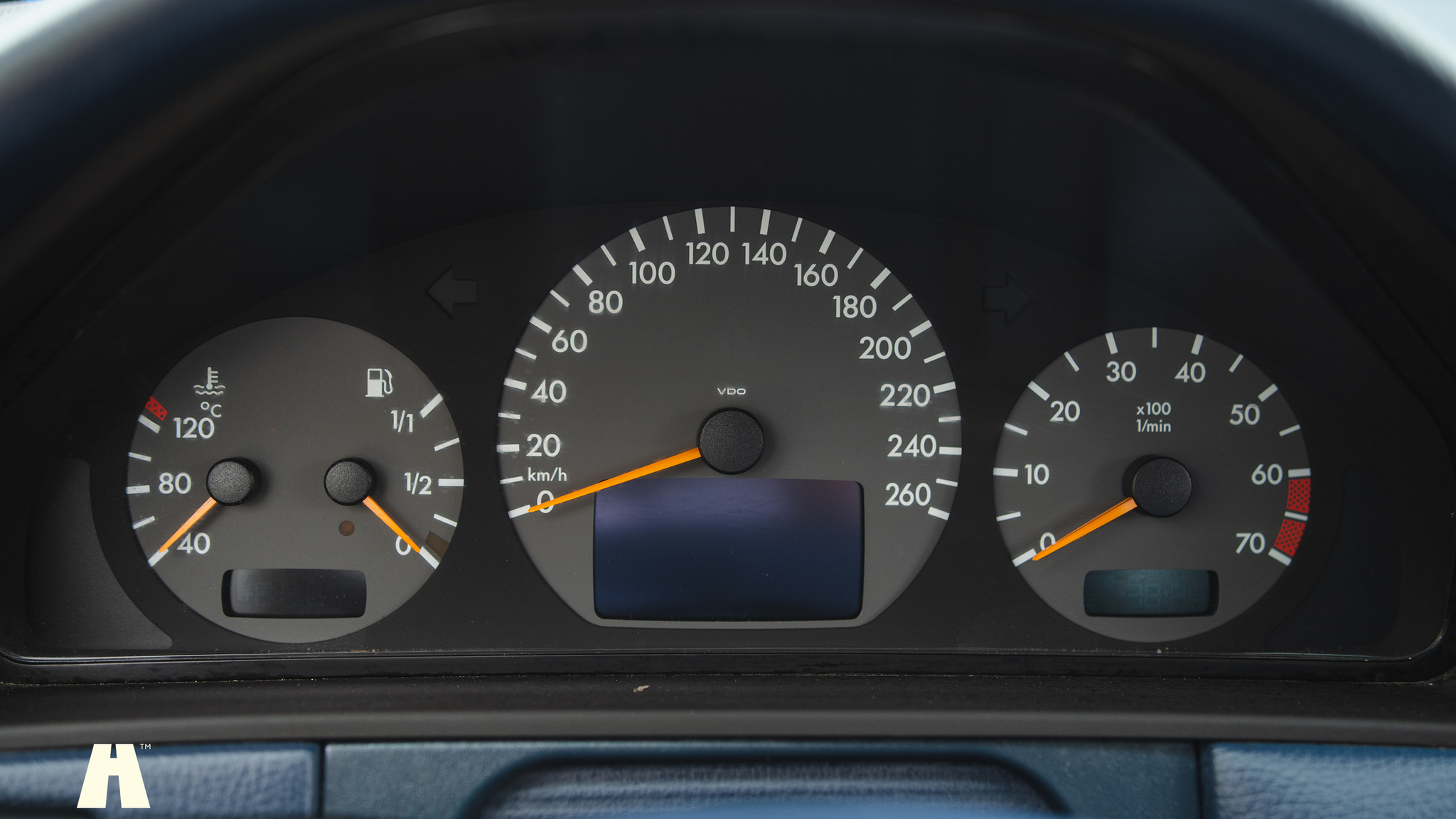 Interiörbild 2000 Mercedes E430