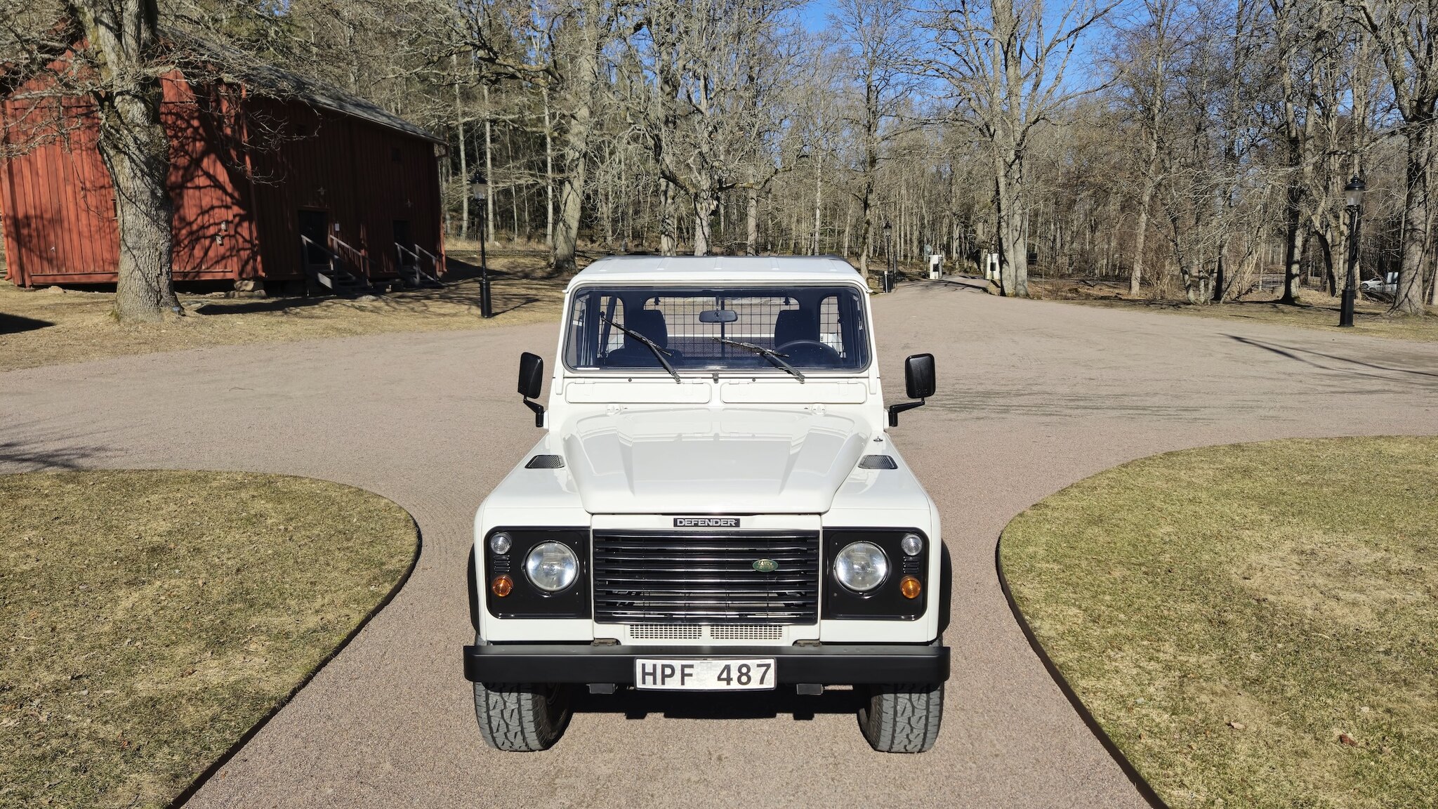 Exteriörbild på 1999 Land Rover Defender Single Cab Pickup