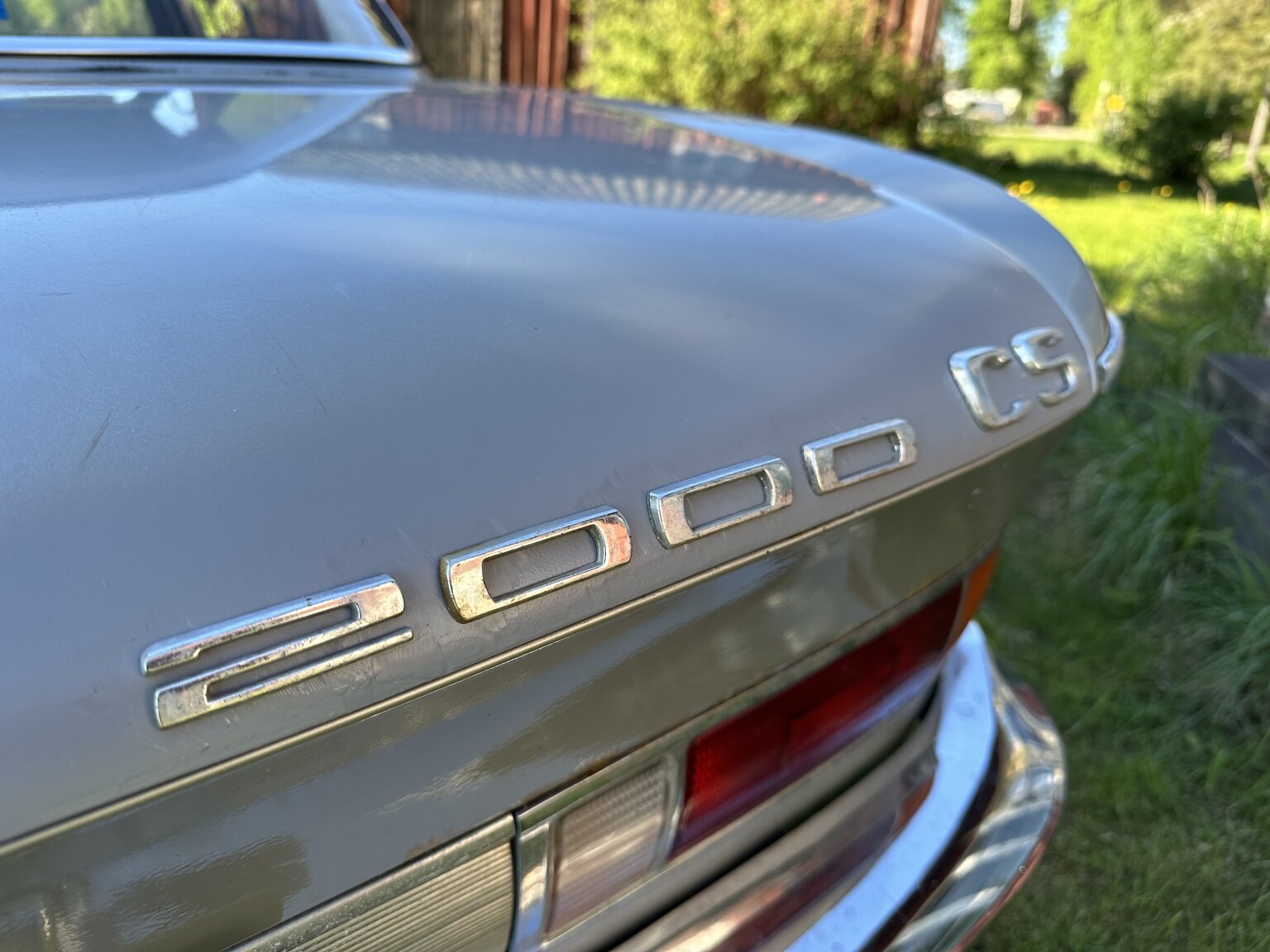 Exteriörbild på 1968 BMW 2000 CS