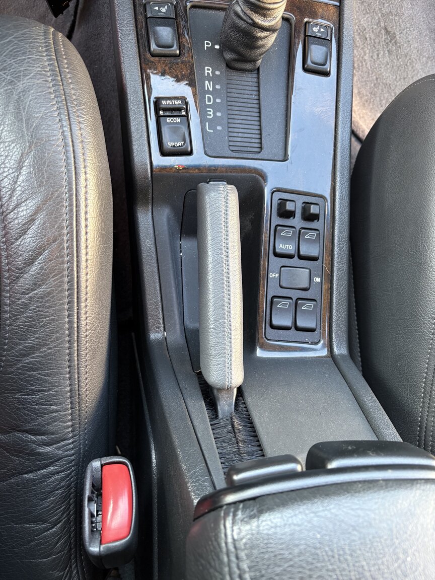 Interior image of 1996 Volvo 850 R