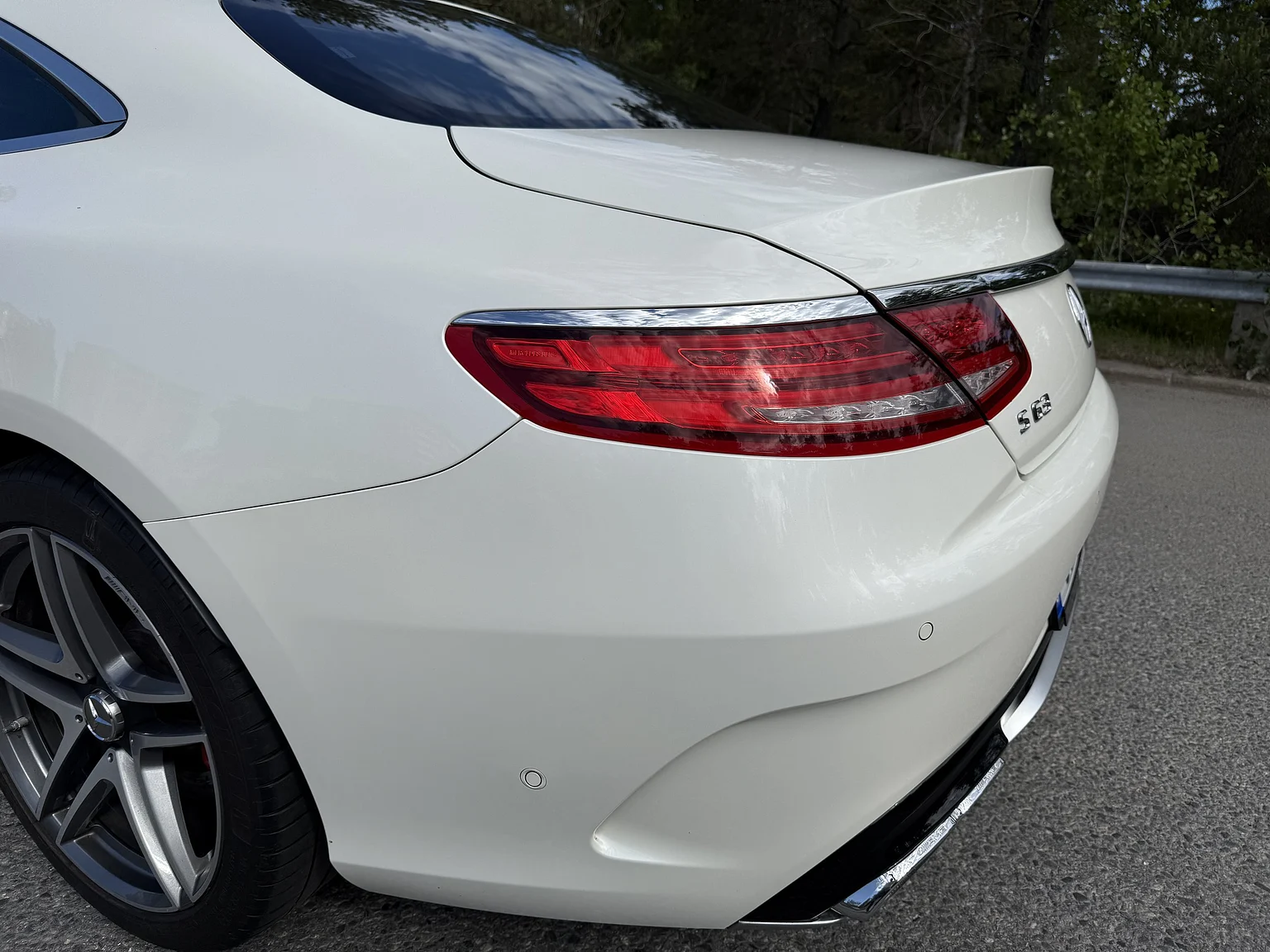 Aussenfoto 2016 Mercedes-Benz S 63 AMG 4MATIC (40)
