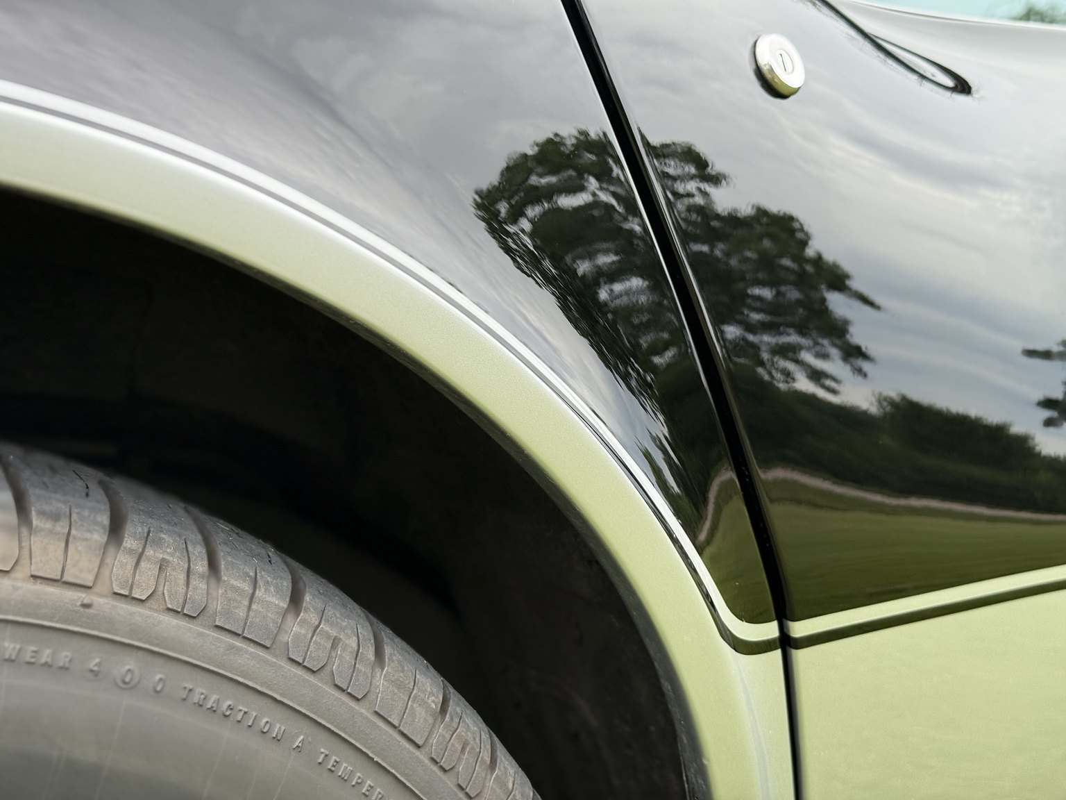 Exterior image of 1973 Chevrolet Corvette Stingray