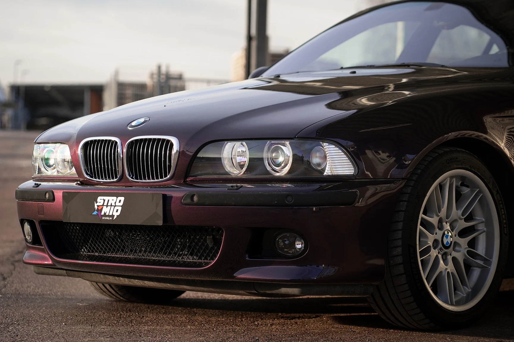 Exterior image of 2002 BMW M5 E39 (3)