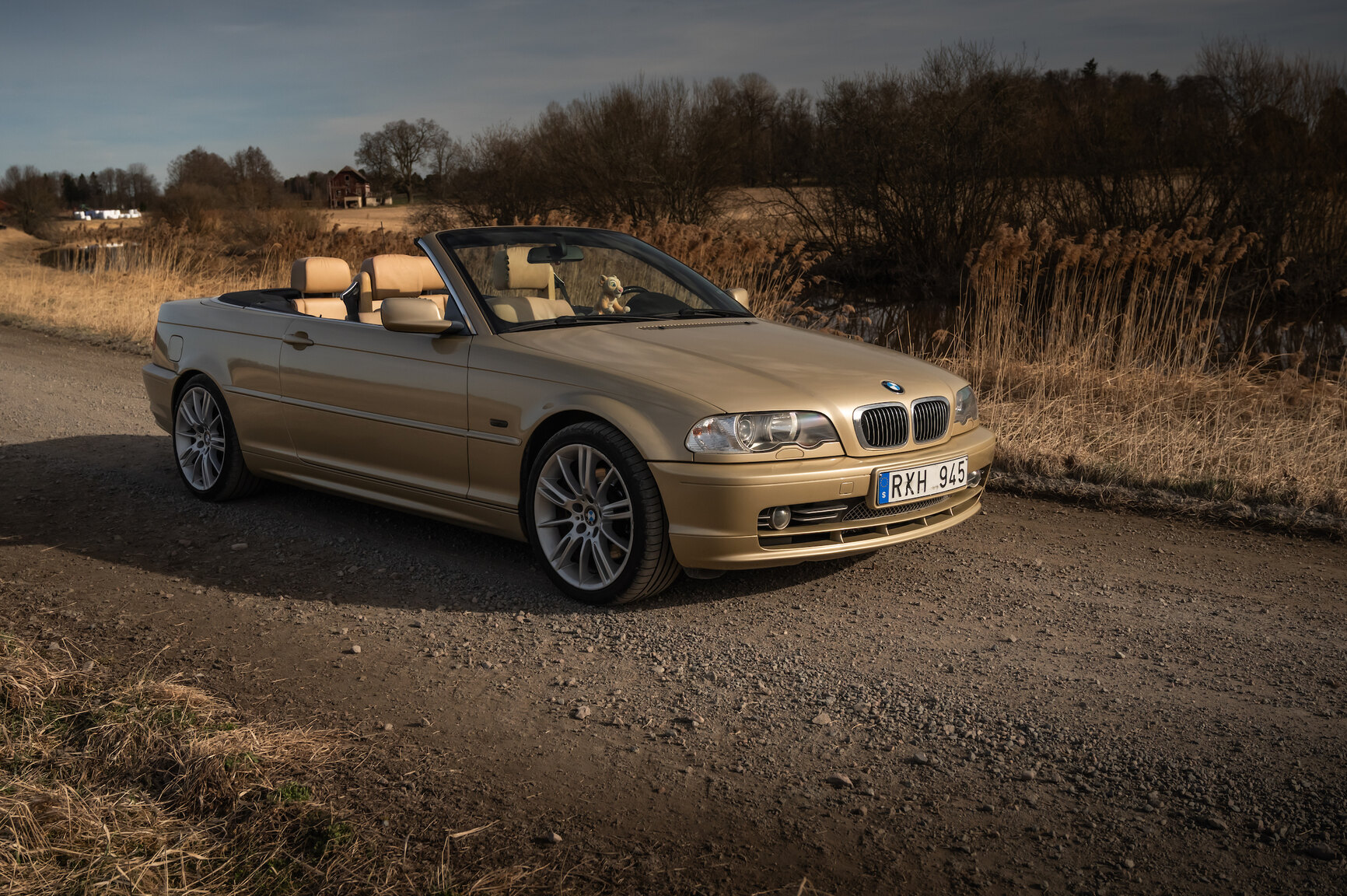 Exteriörbild på 2001 BMW 330Ci