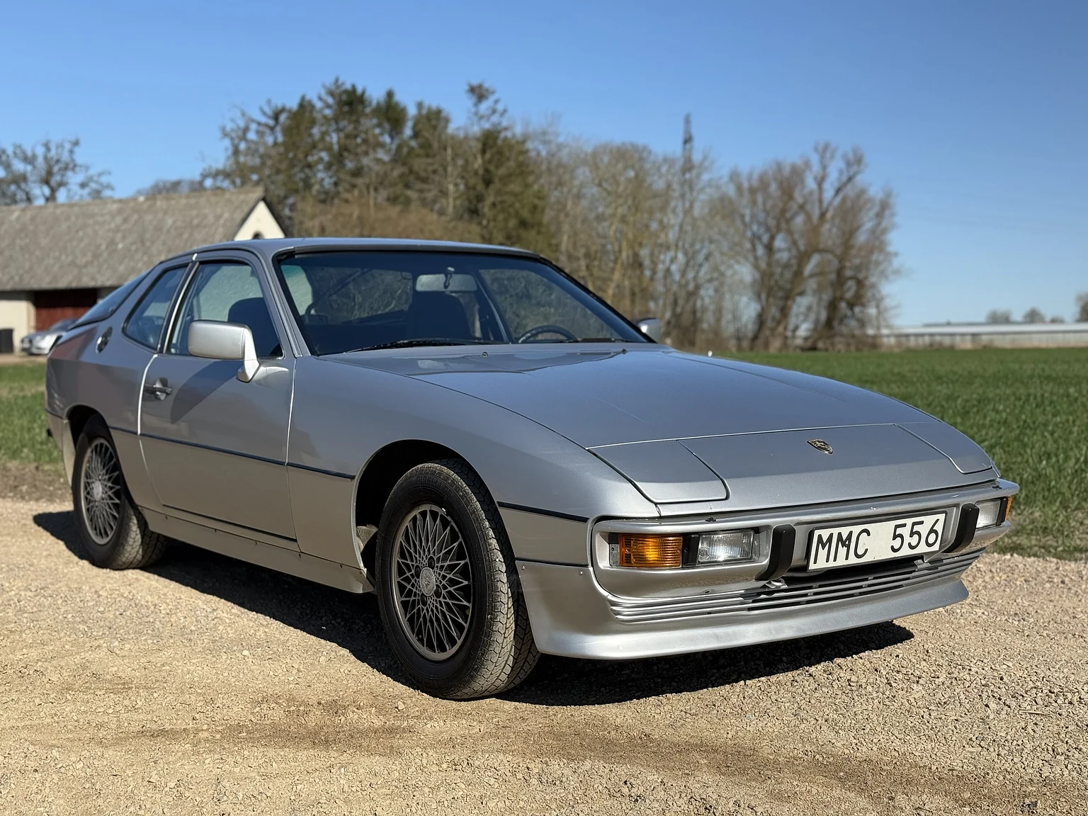 Aussenfoto 1979 Porsche 924  (3)