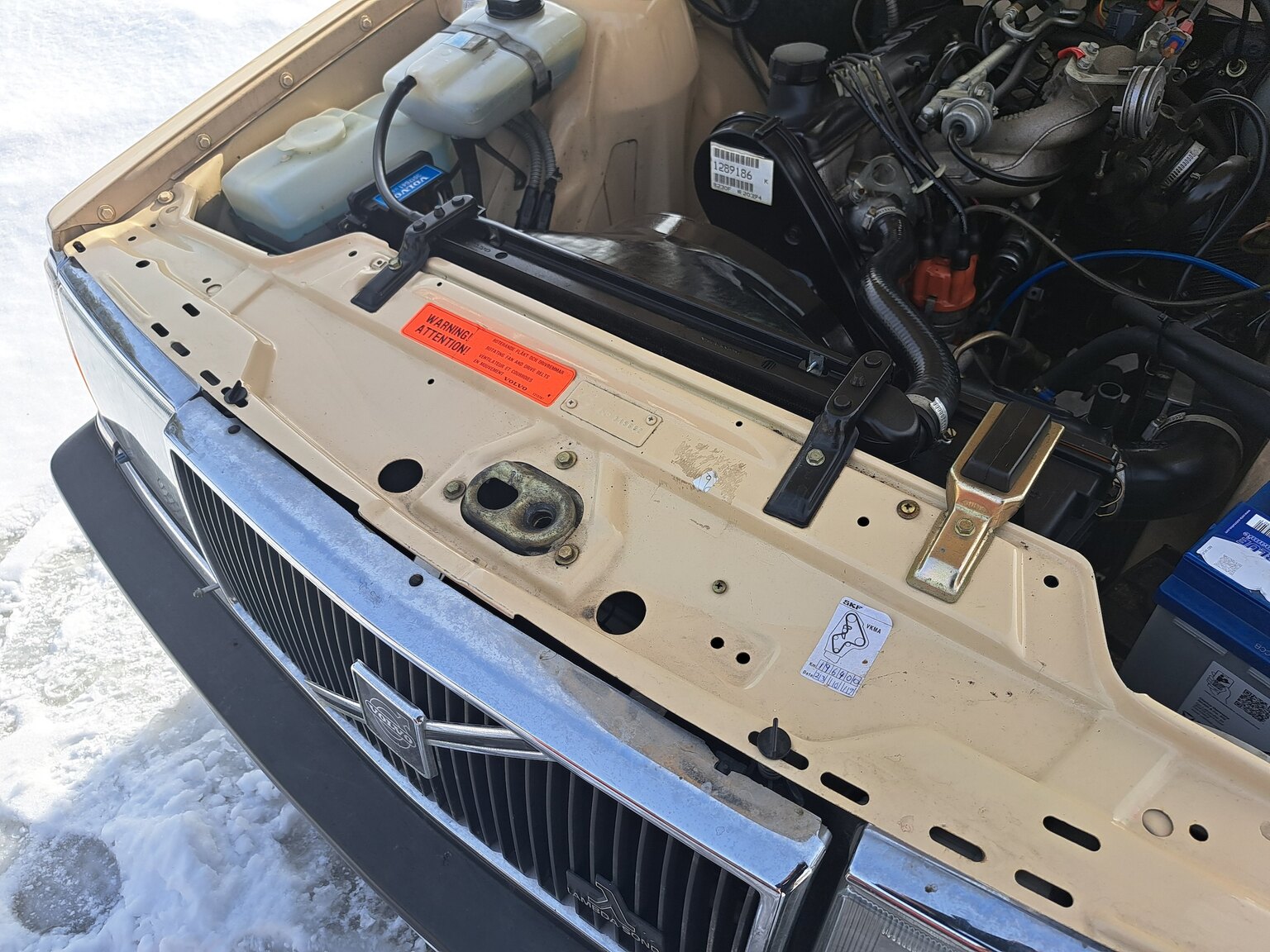 1988 Volvo 240 GL, Mekanik