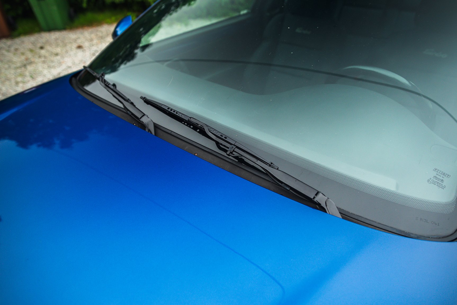 Exterior image of 2000 Fiat Coupé 2.0 Turbo Manuell
