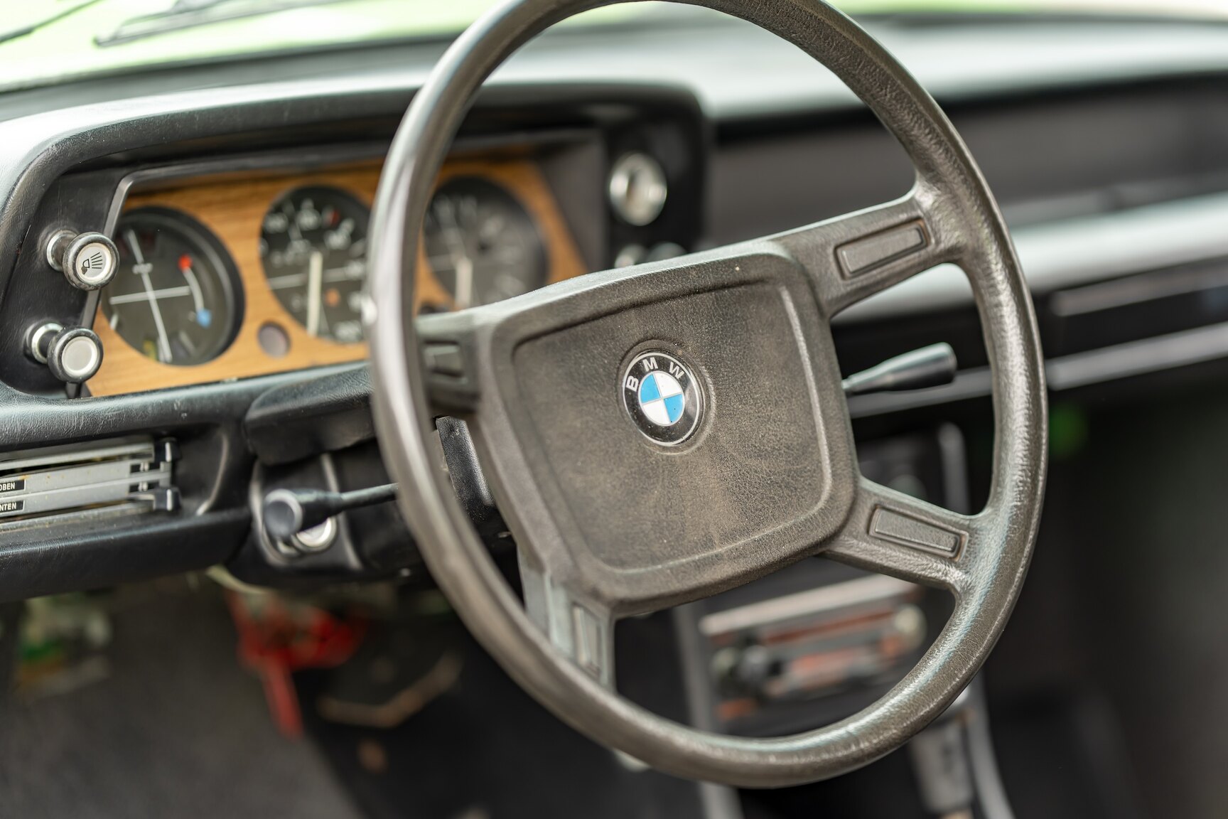 Interior image of 1975 BMW 2002