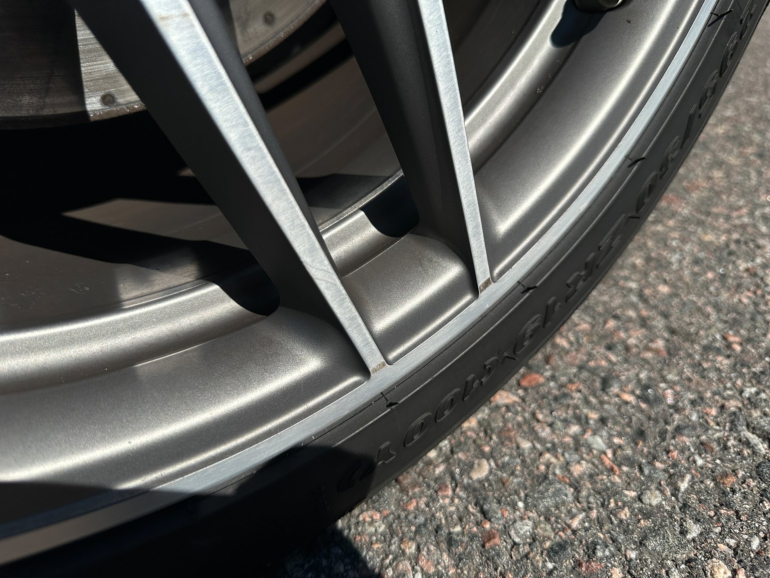 Exterior image of 2008 Audi R8 4.2 V8 Turbo Manuell