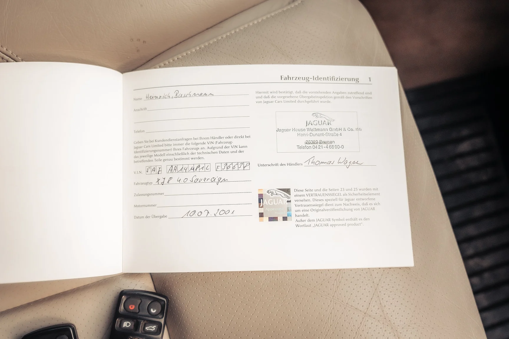 Dokumentation för 2001 Jaguar  Xj 4,0 Sovereign (2)
