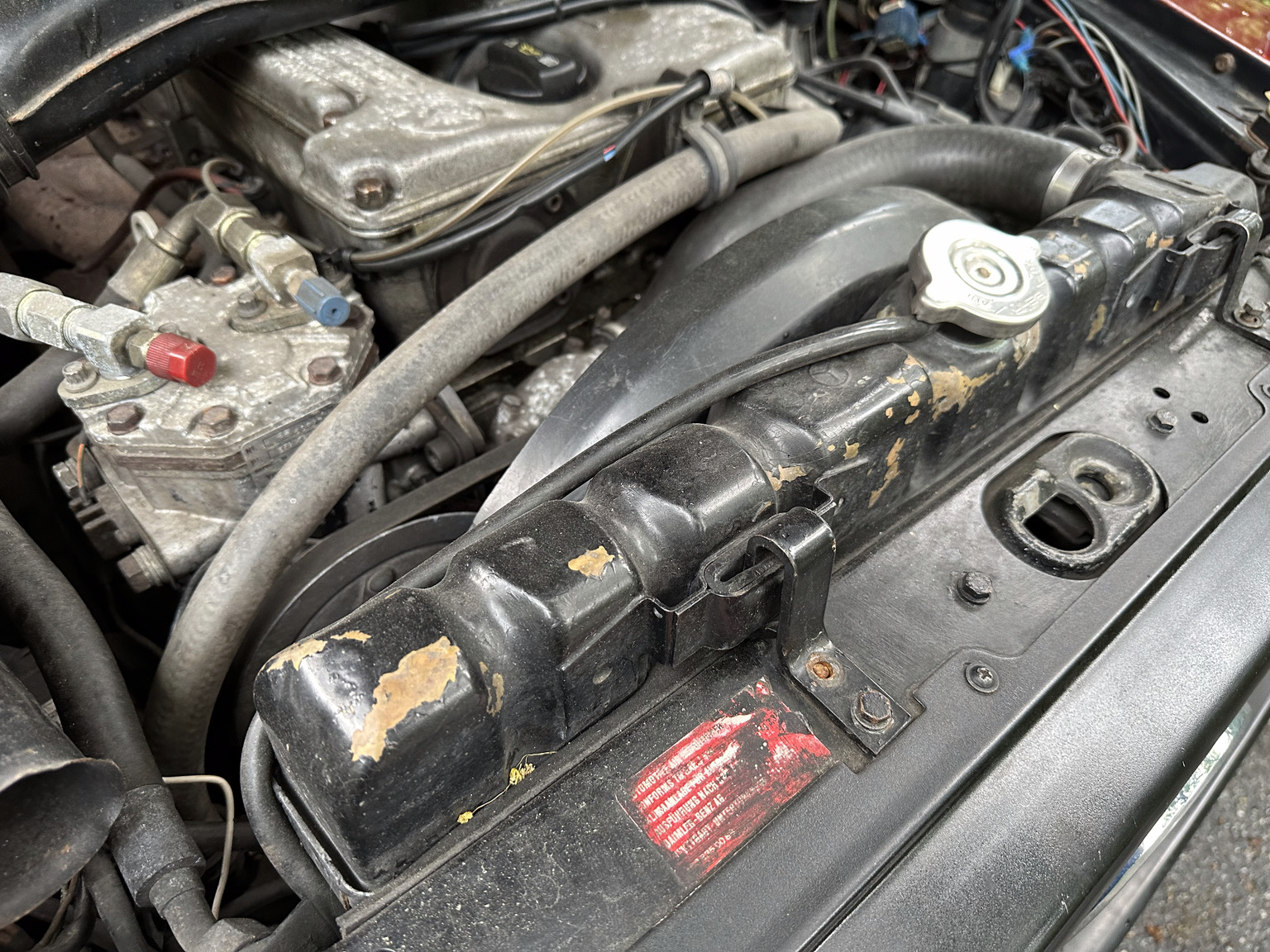 Image of 1986 Mercedes 280 GE mechanics (7)