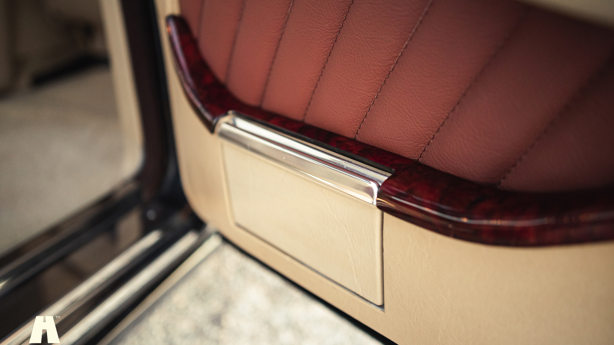 Innenraumfoto von 1991 Mercedes 1000 SEL TRASCO