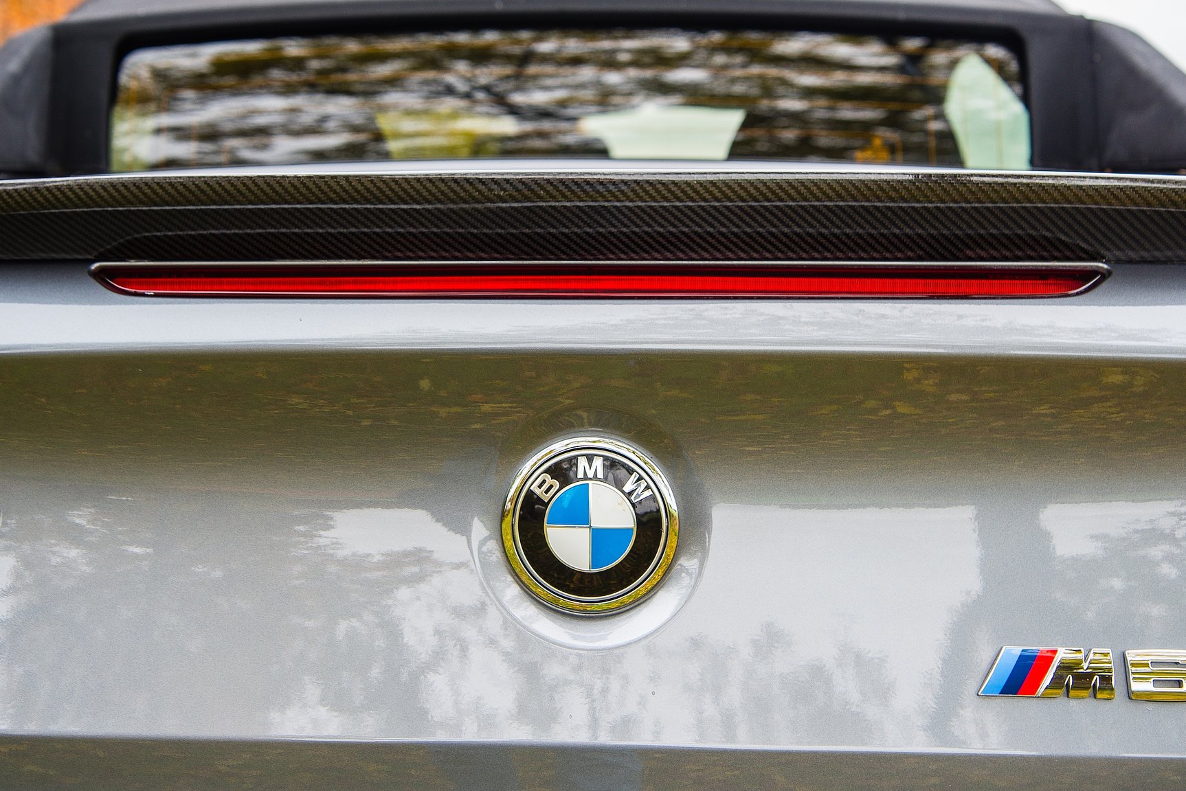 Exterior image of 2014 BMW M6C