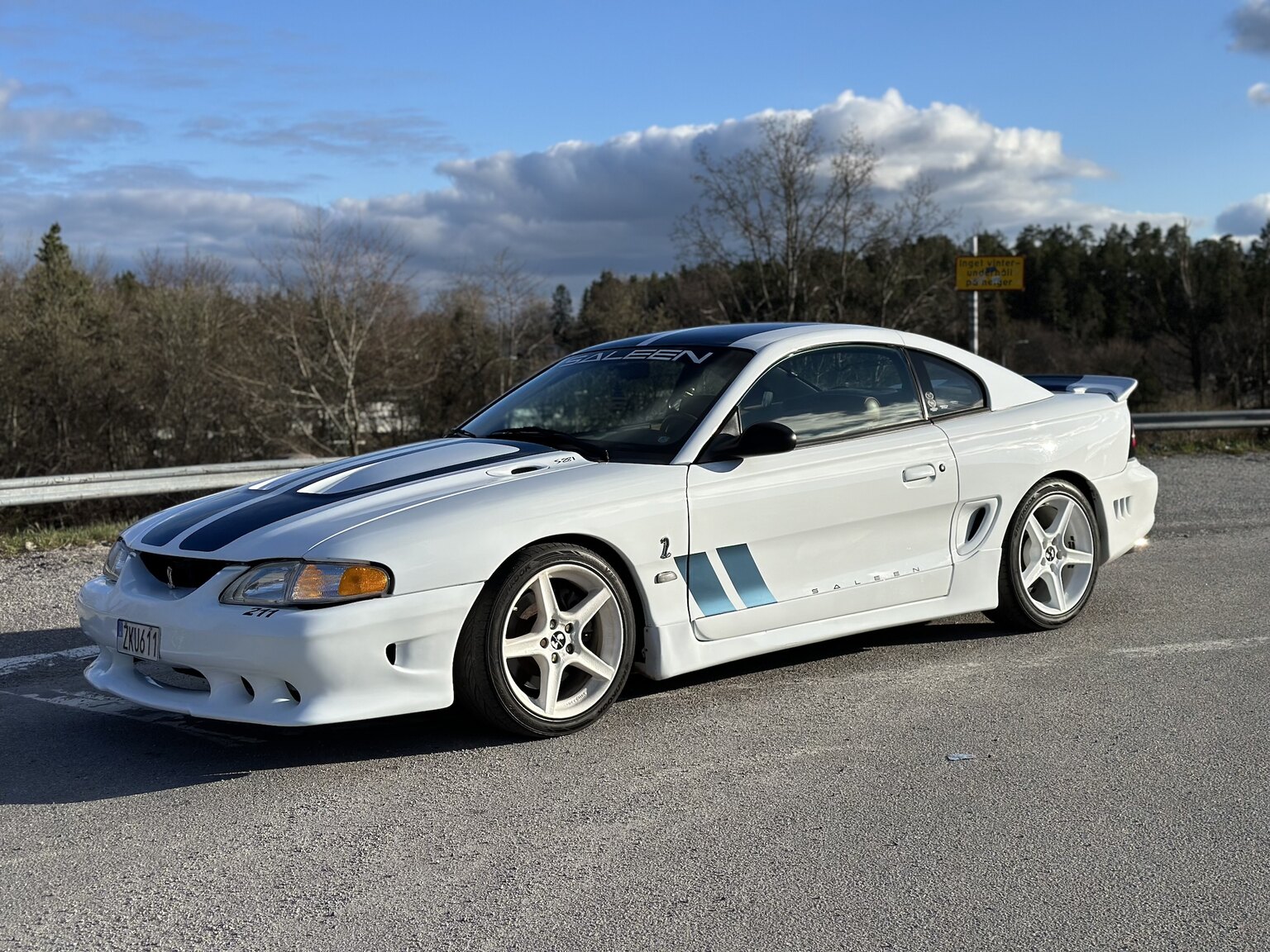 Exterior image of 1997 Ford Mustang Saleen S-281 Cobra