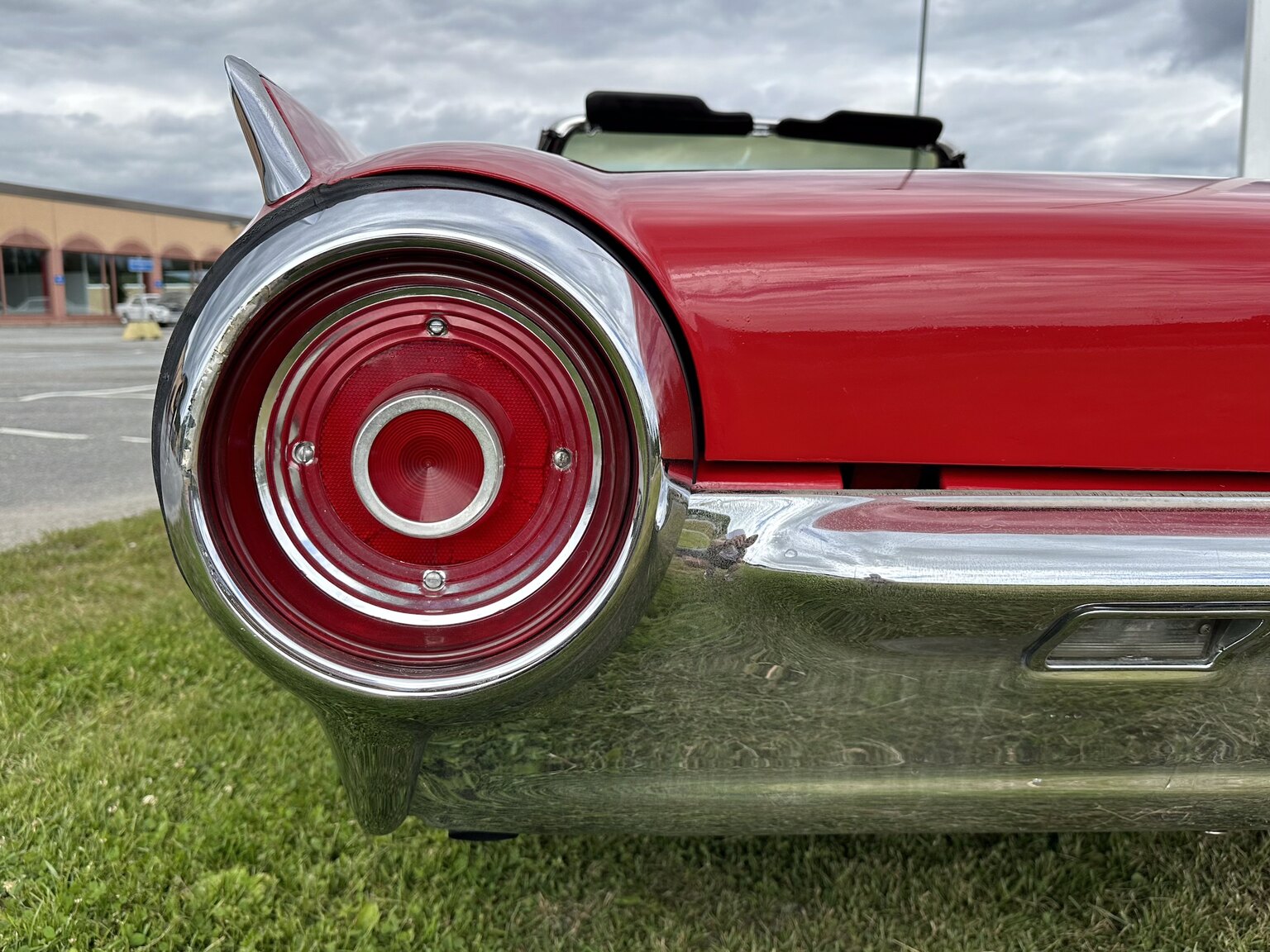 Exteriörbild på 1962 Ford Thunderbird Convertible