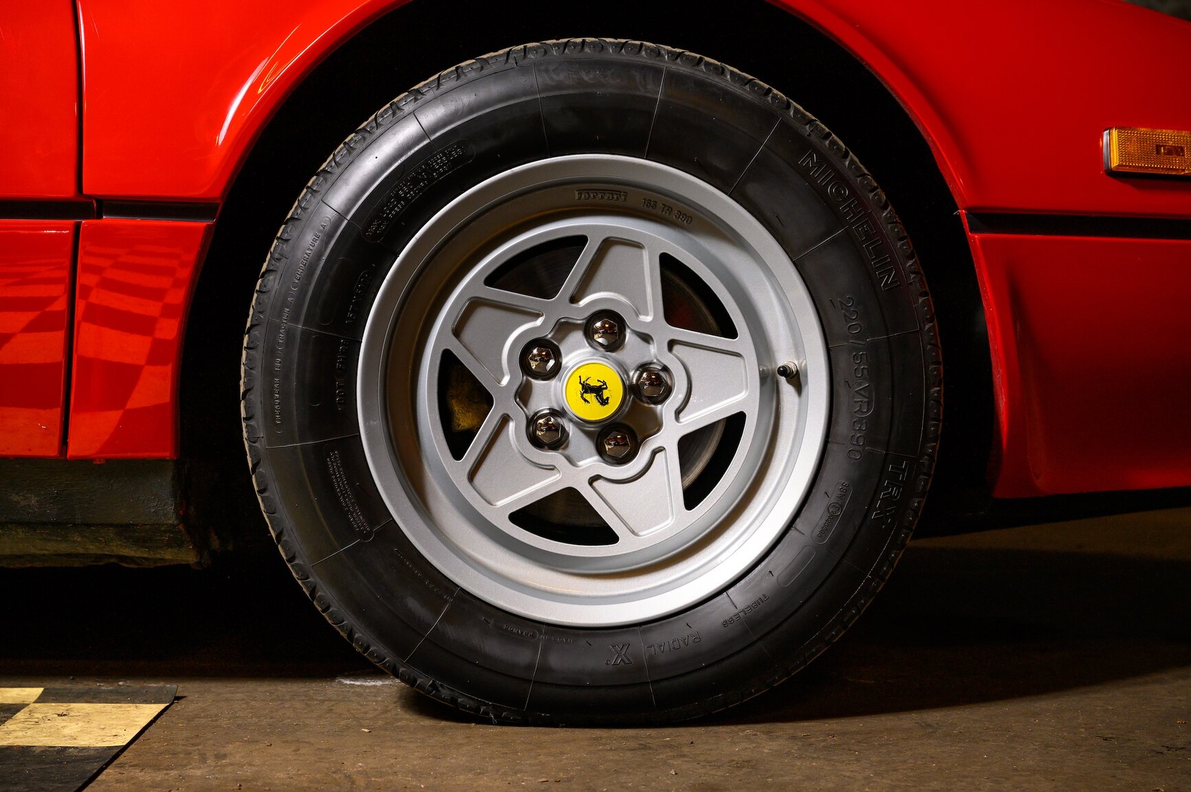 Aussenfoto 1982 Ferrari 308 GTSI