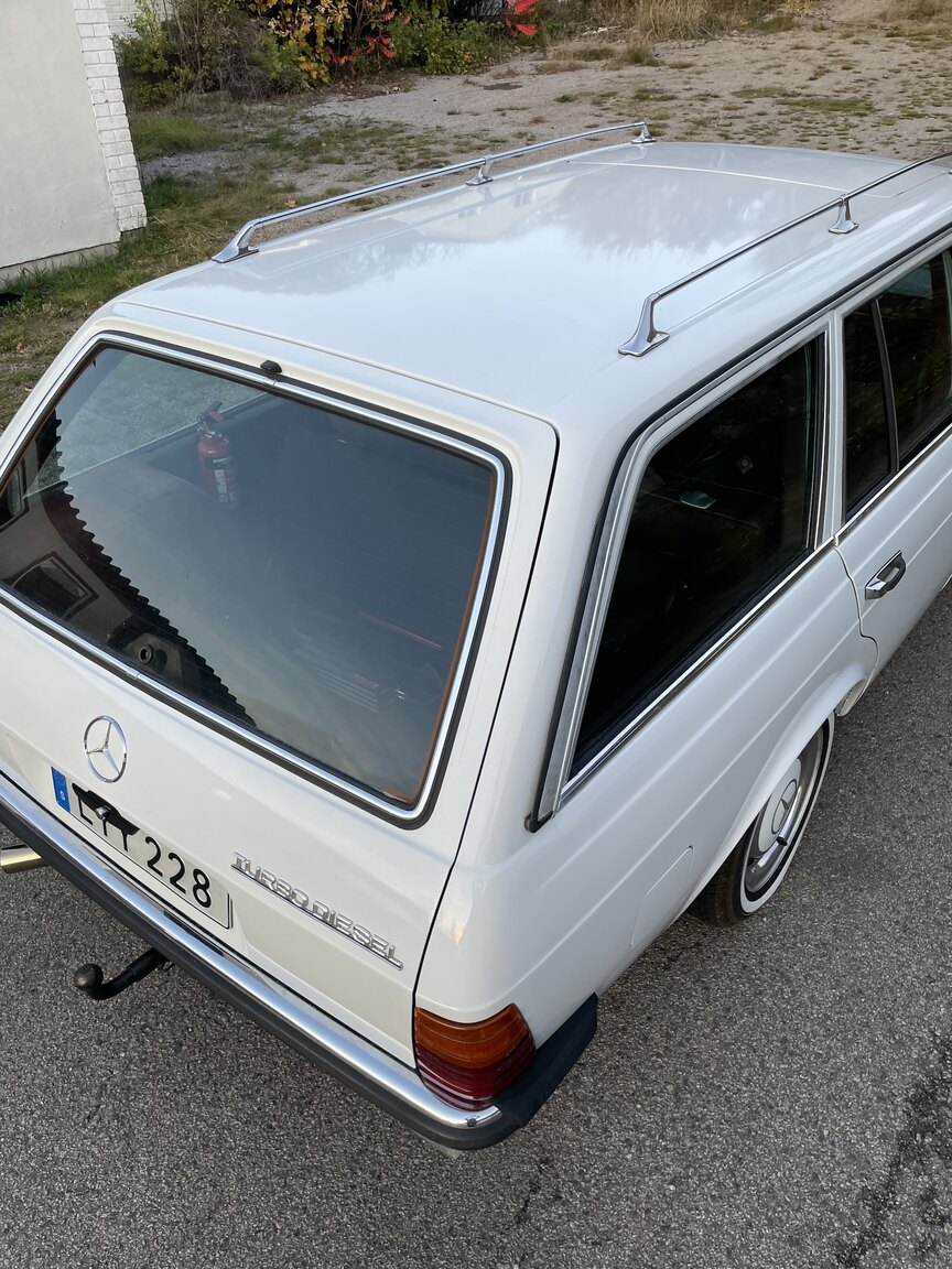 Exteriörbild på 1983 Mercedes-Benz 300 TDT