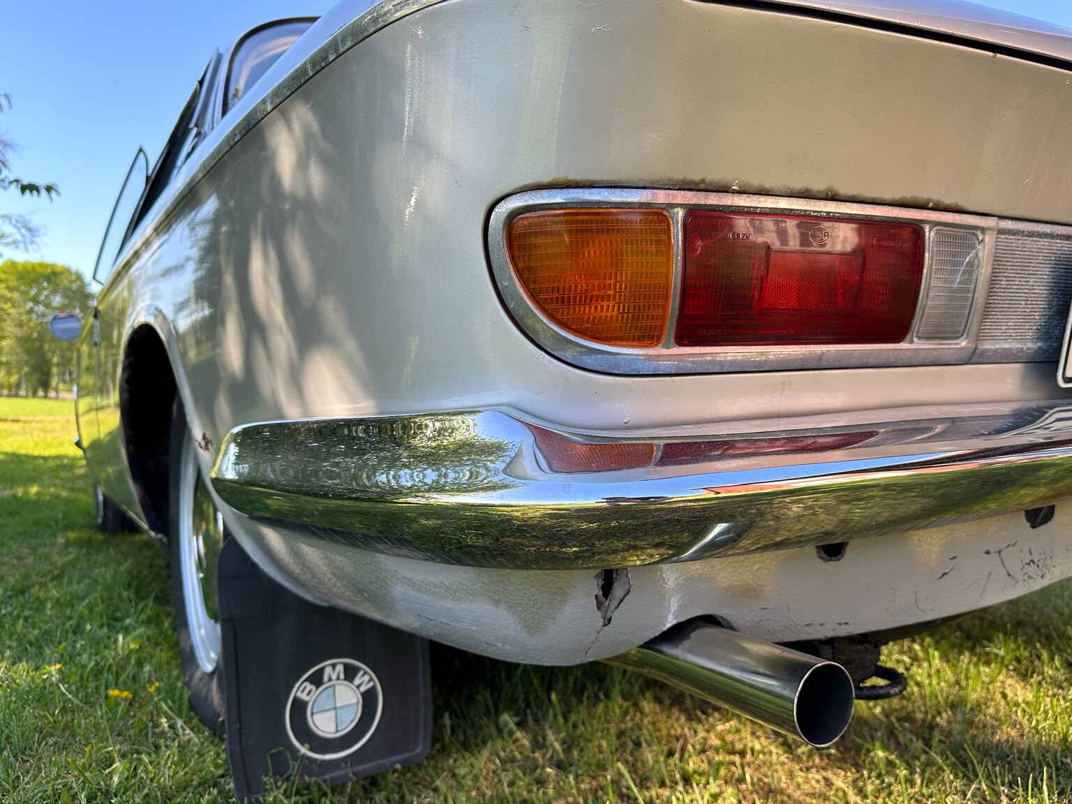Exteriörbild på 1968 BMW 2000 CS
