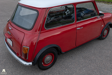 Exterior image of 1970 Austin Mini 1000