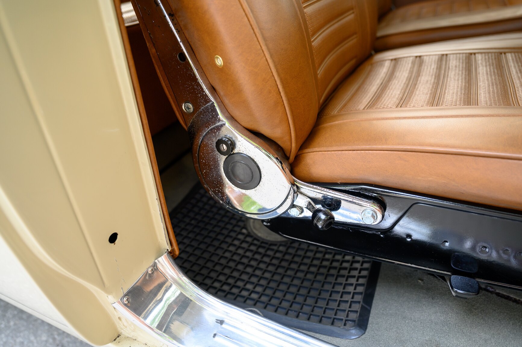 Interior image of 1968 Amazon Herrgårdsvagn