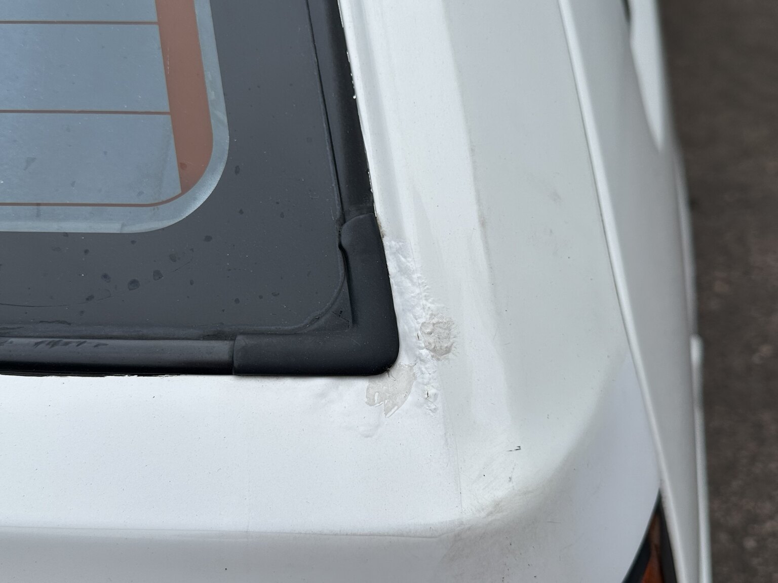 Exteriörbild på 1988 Nissan Sunny (41)