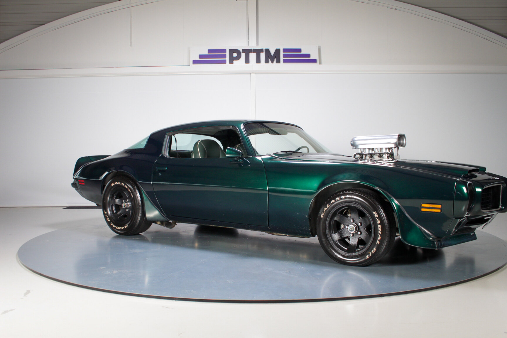 Exterior image of 1975 Pontiac Firebird Formula