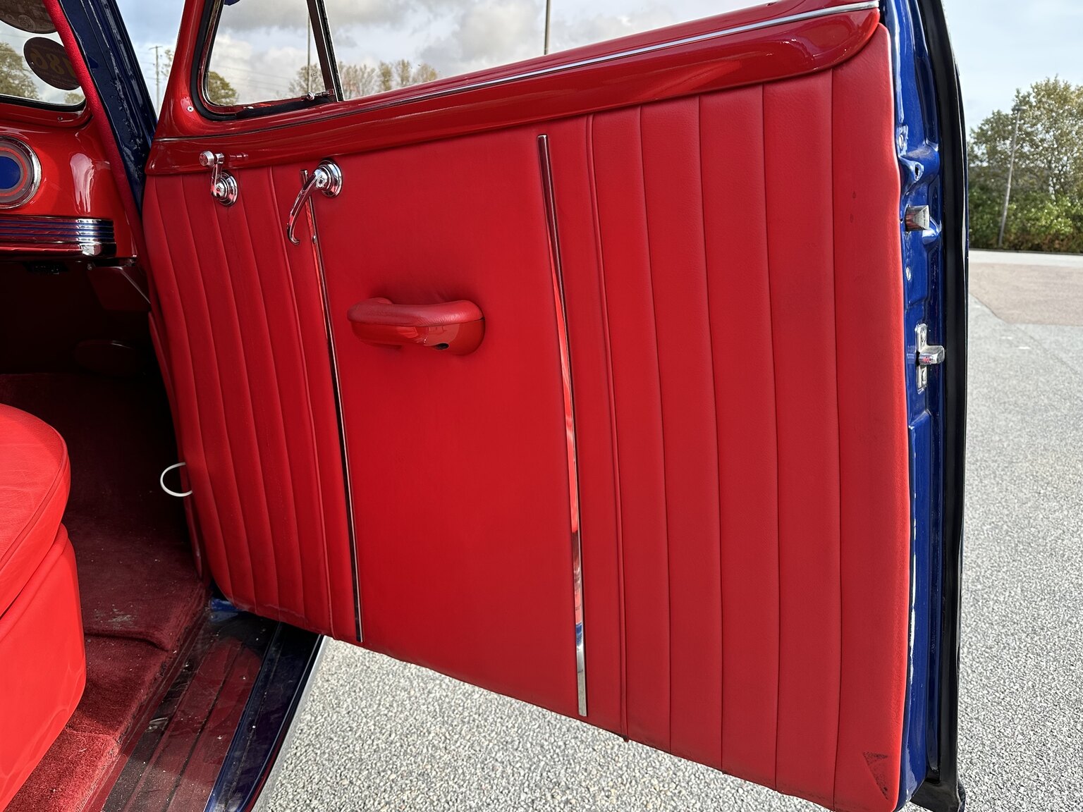 Interior image of 1948 Oldsmobile Dynamic 78 Club Sedan (23)