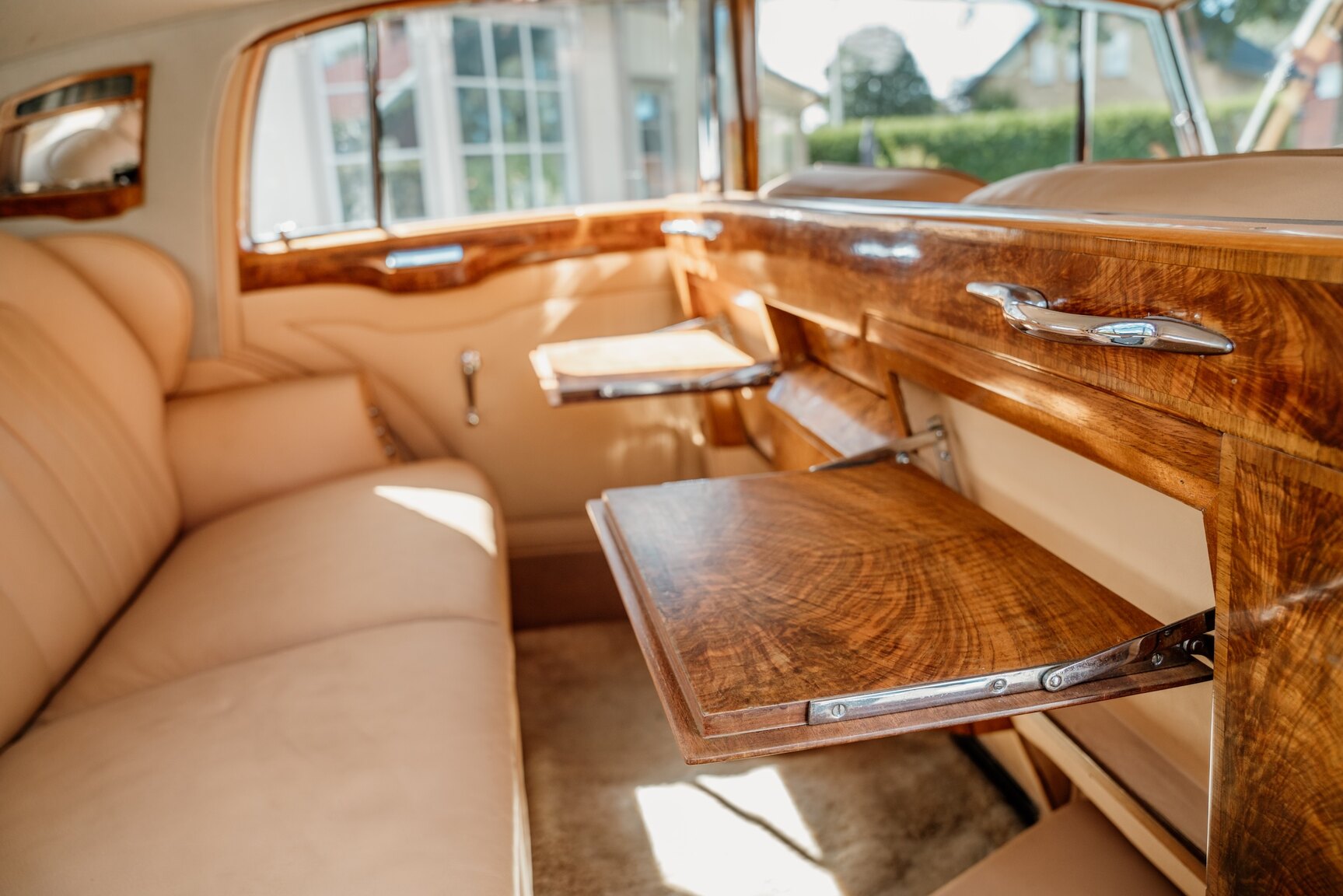 Interior image of 1949 Rolls Royce Silver Wraith