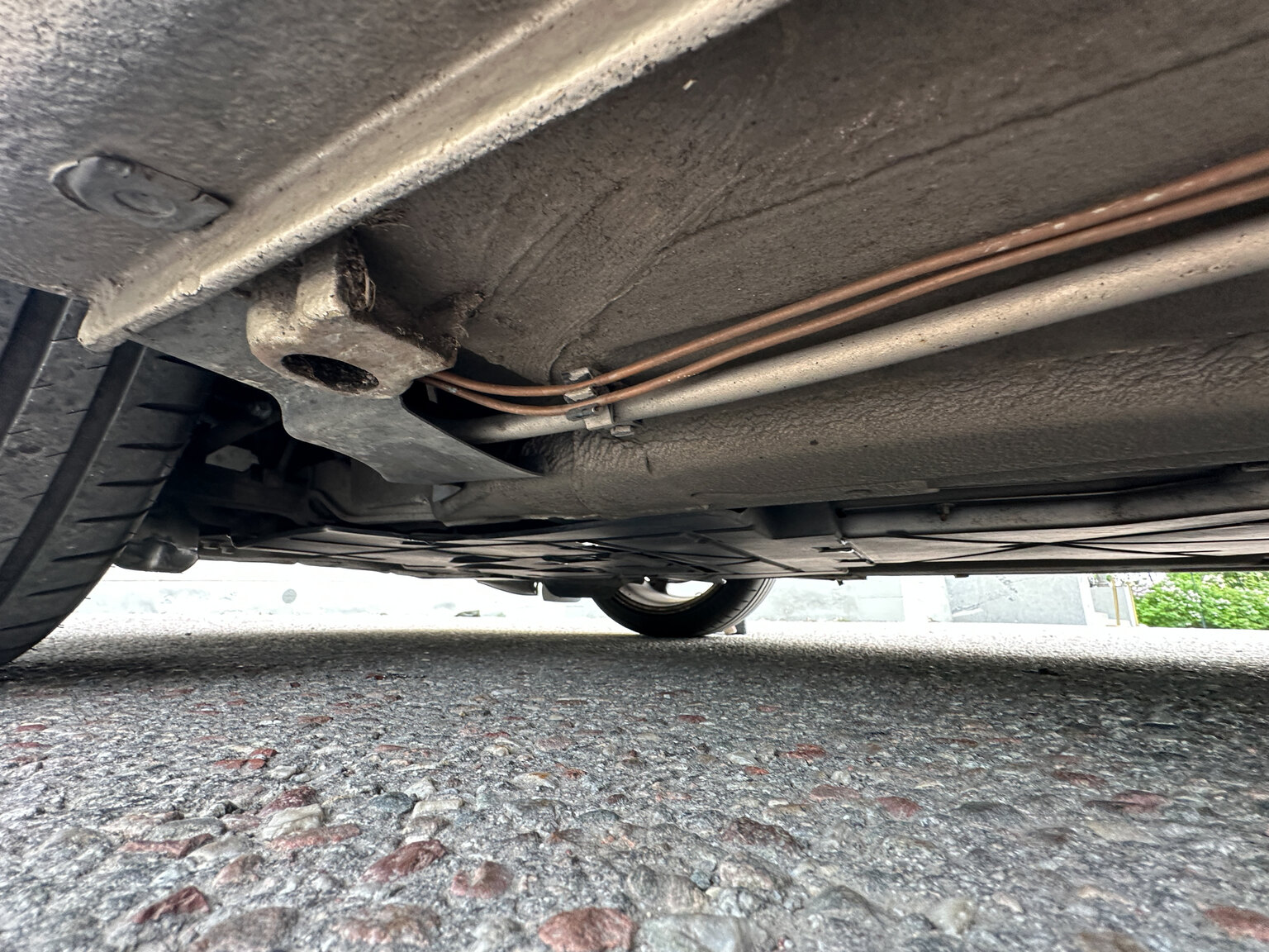 Image of 2004 Porsche 911 Carrera 4 mechanics