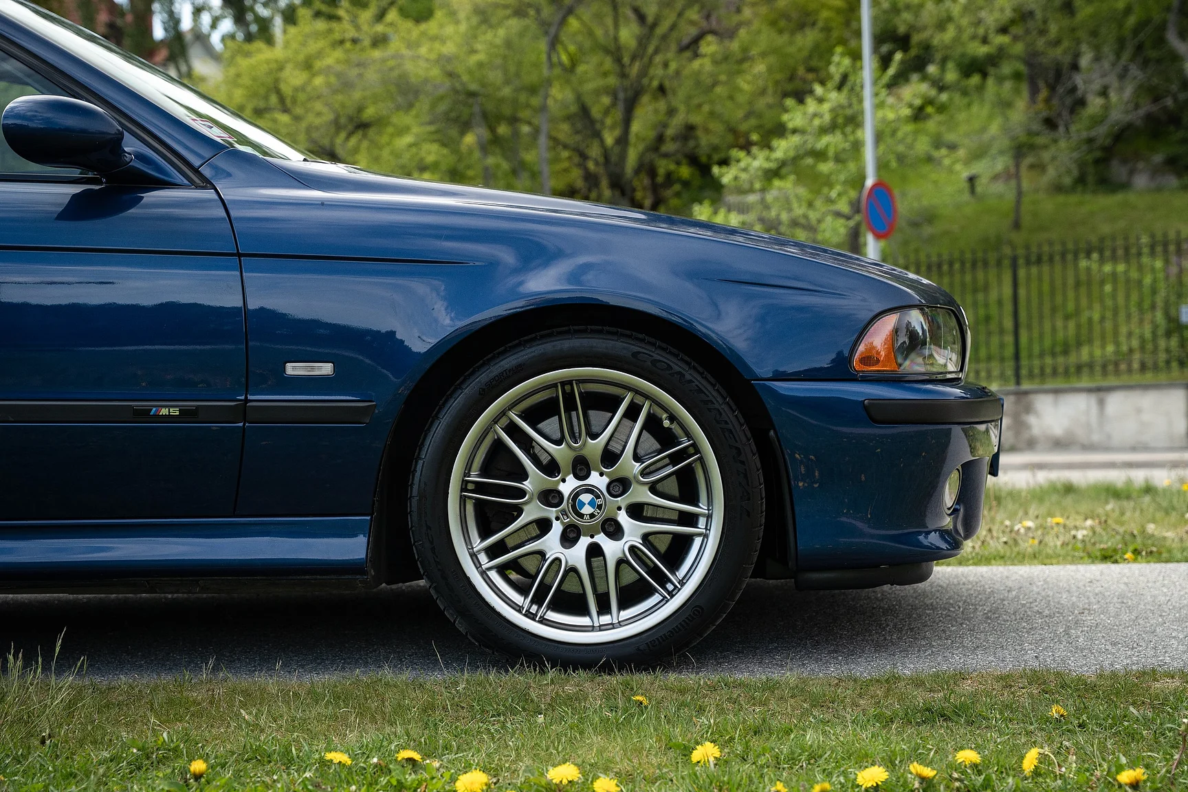 Aussenfoto 2001 BMW M5 E39 LCI (11)
