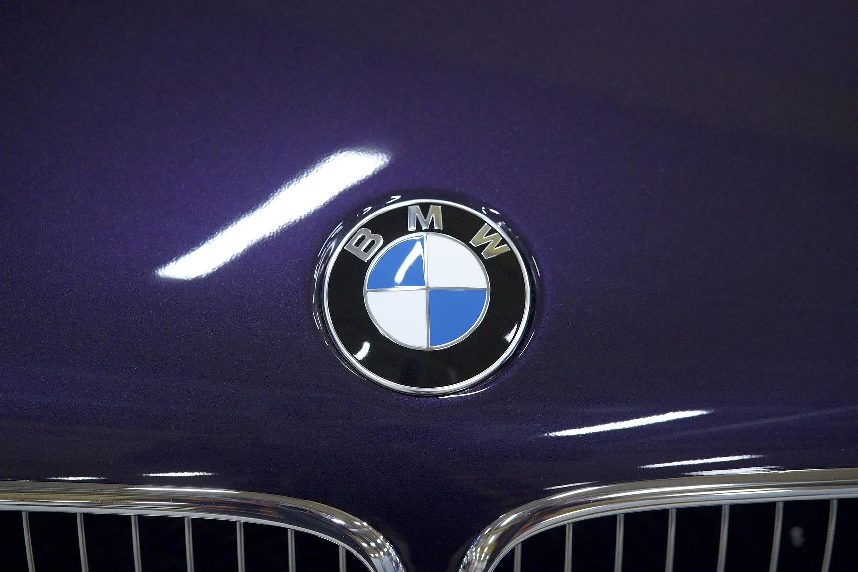 Exteriörbild på 2002 BMW M5 E39 (30)