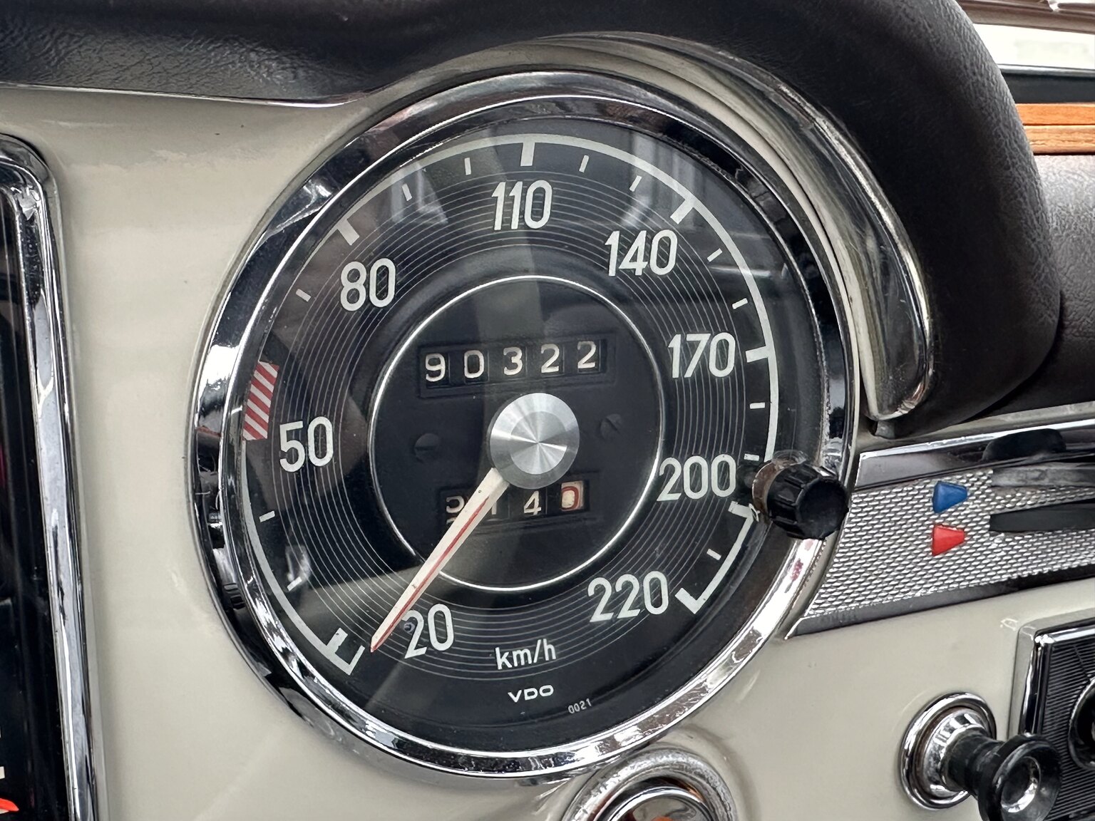 Interiörbild 1968 Mercedes Benz SL 280 Pagoda