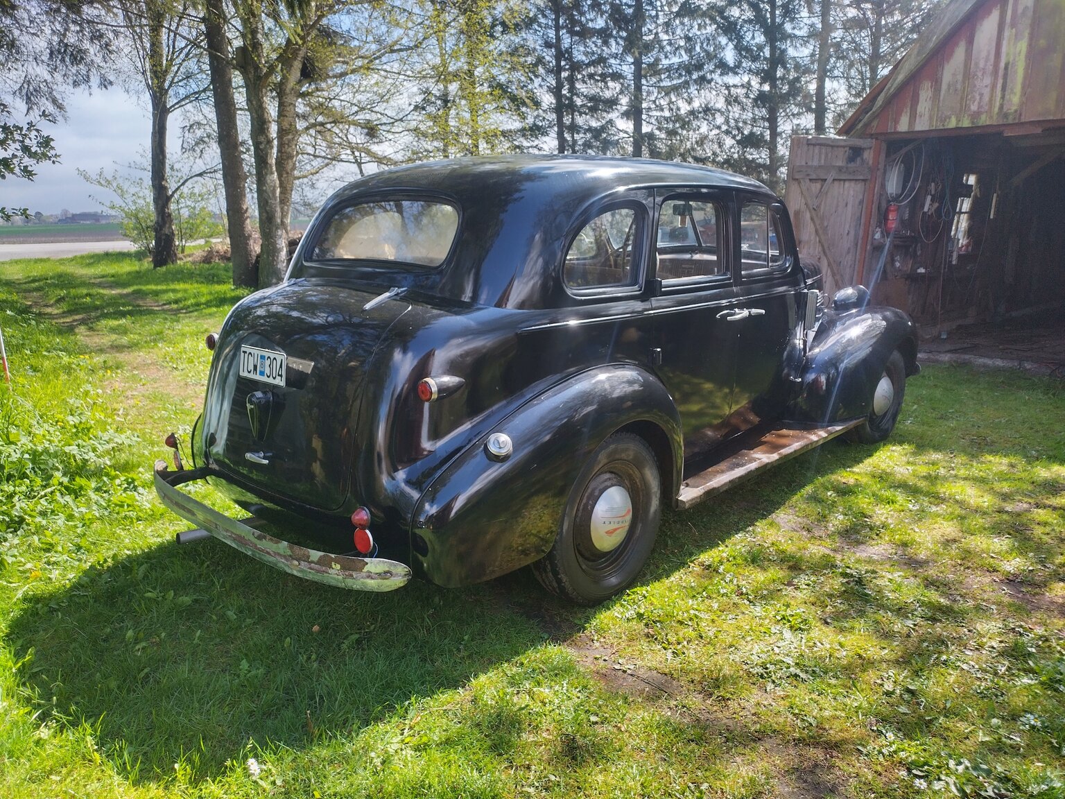 Exteriörbild på 1939 Chevrolet Master De Luxe Sedan Sport