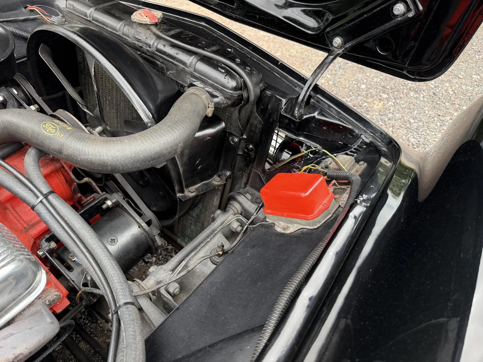Image of 1957 Ford Thunderbird (10) mechanics