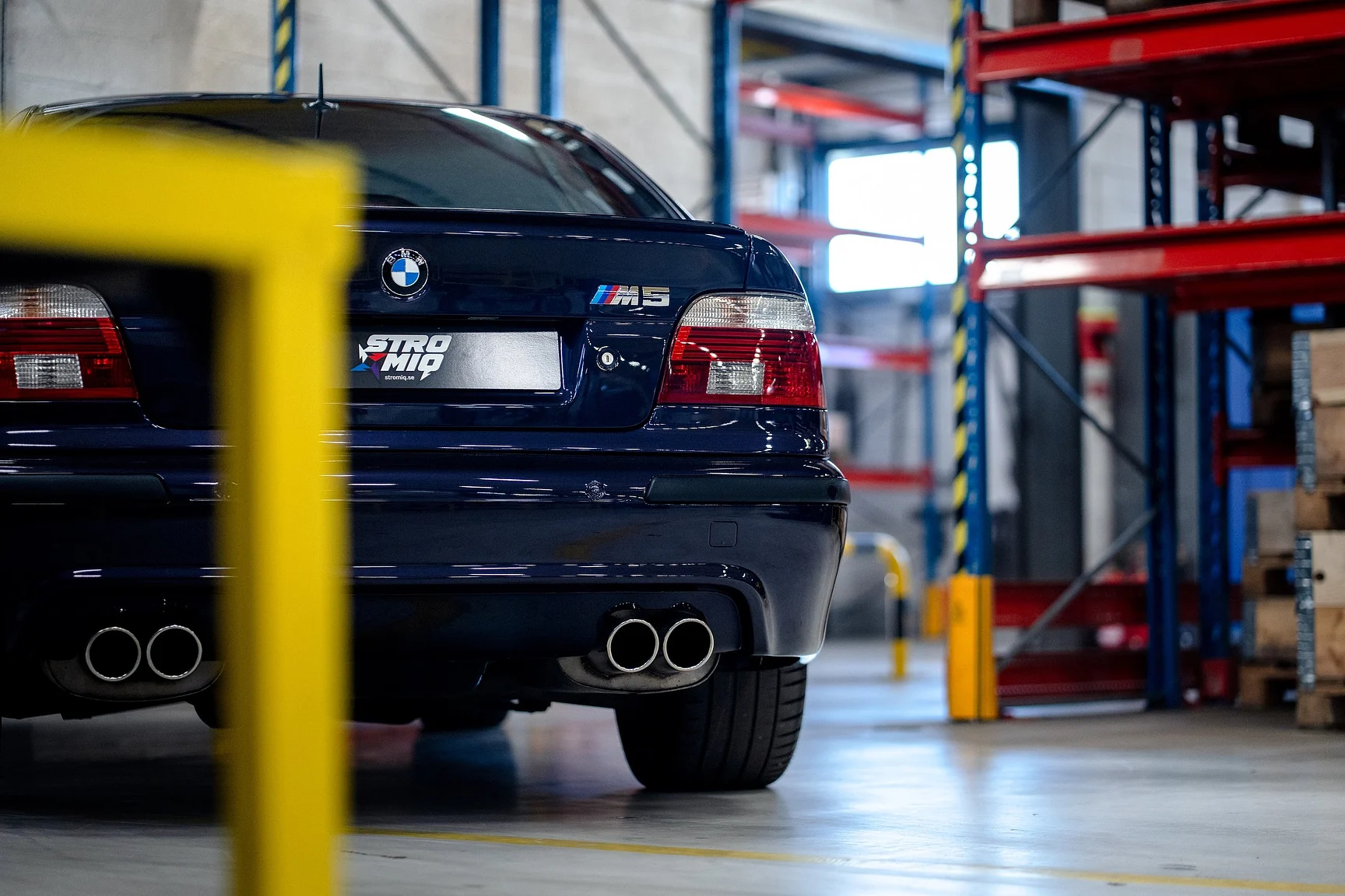 Exteriörbild på 2002 BMW M5 E39 (122)