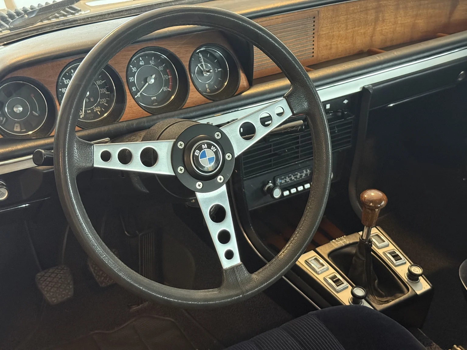Interiörbild 1972 BMW E9 3.0 CSI (2)