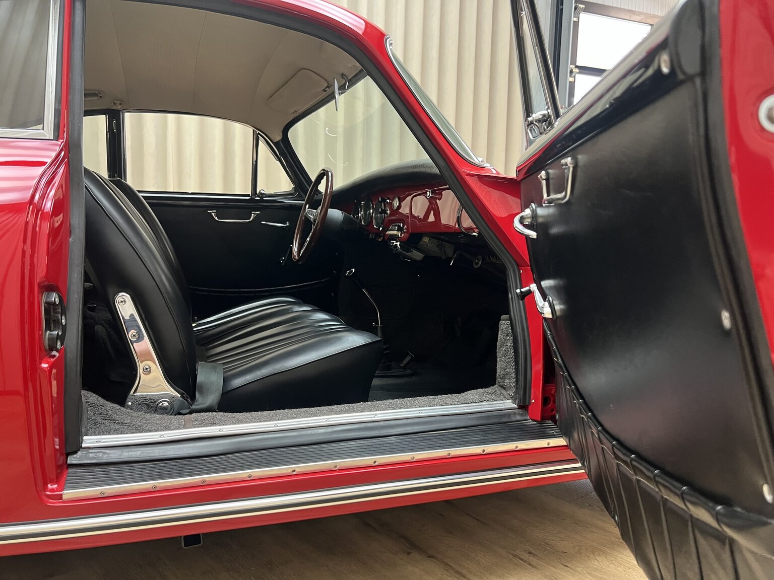 Interior image of 1960 Porsche 356