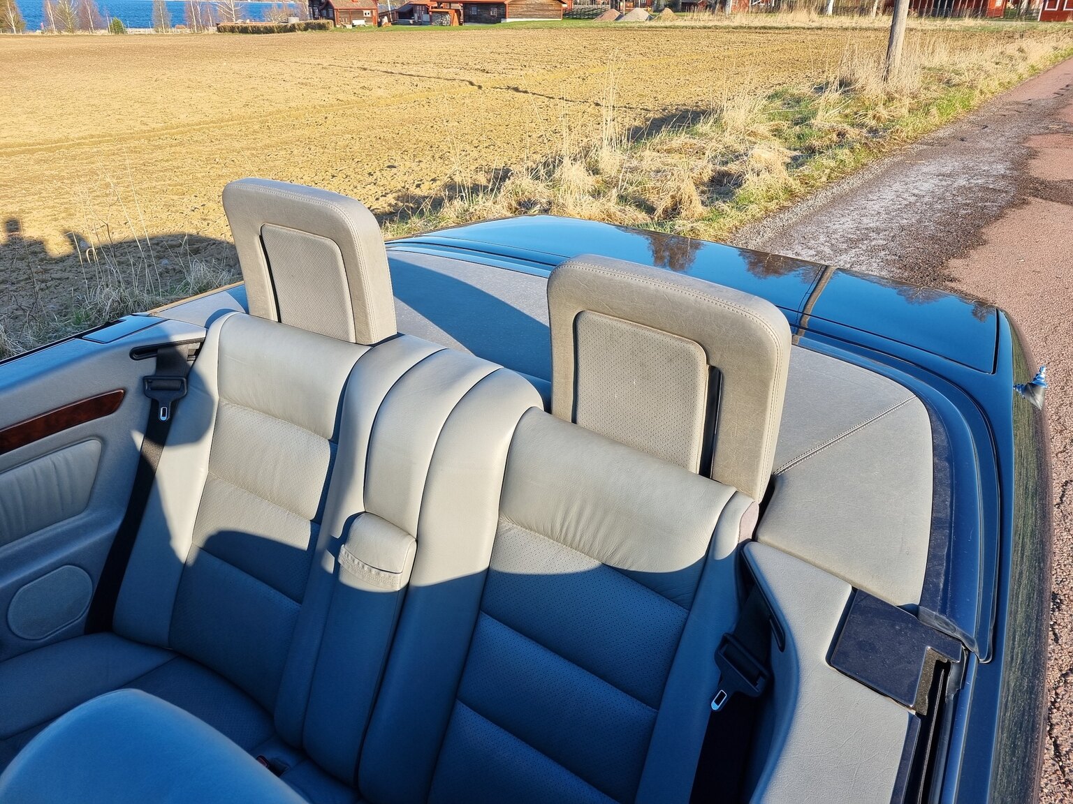 Interiörbild 1993 Mercedes-Benz 300 CE Cabriolet