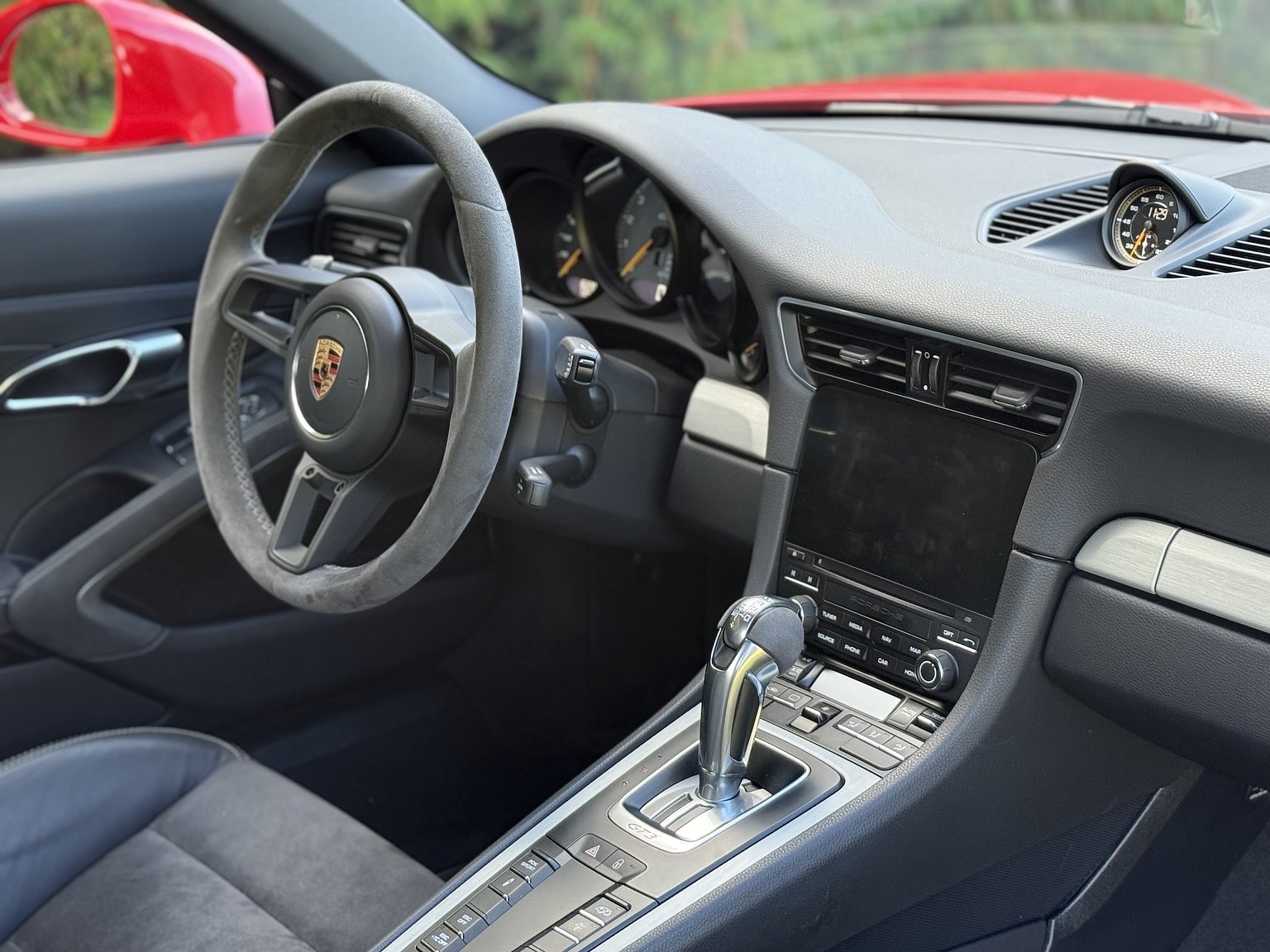 Interiörbild 2018 PORSCHE 911 GT3 (39)