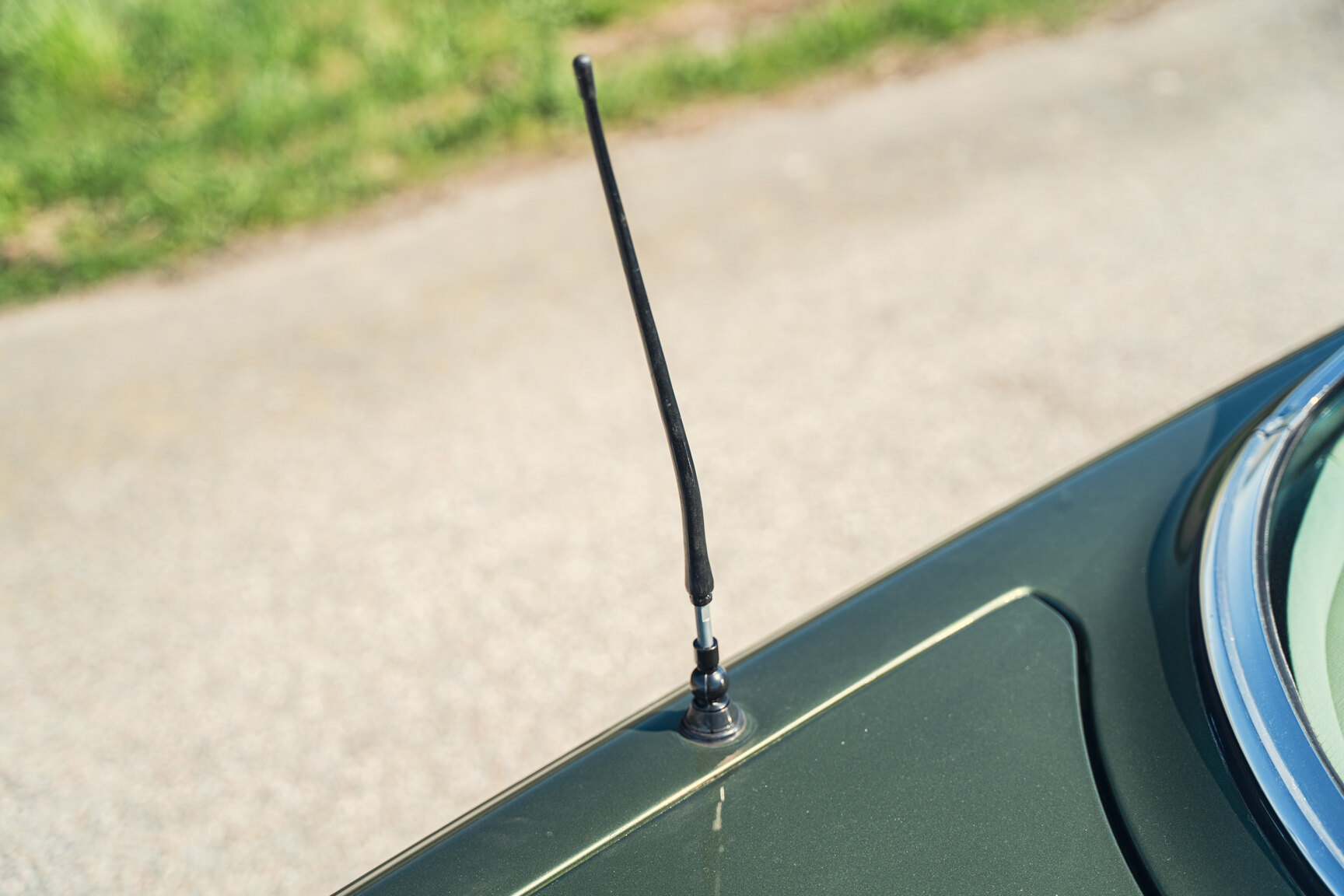 Exteriörbild på 1976 Mercedes-Benz 450 SLC (40)