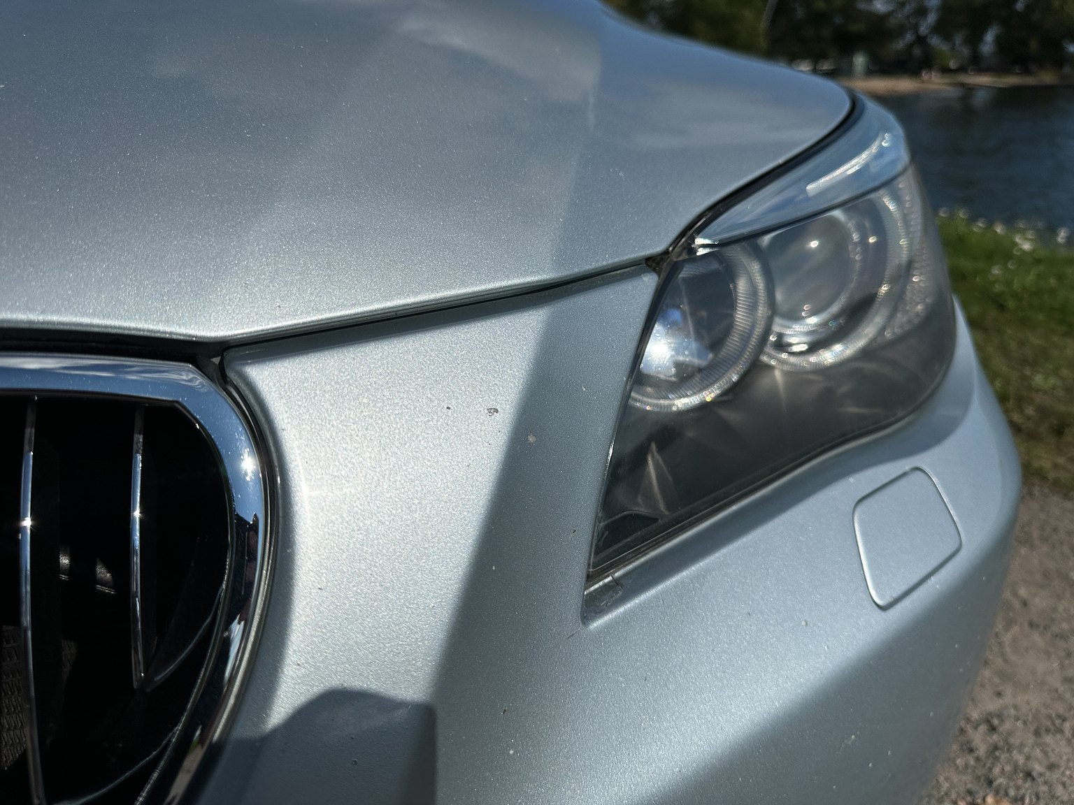 Exterior image of 2006 BMW E60 M5