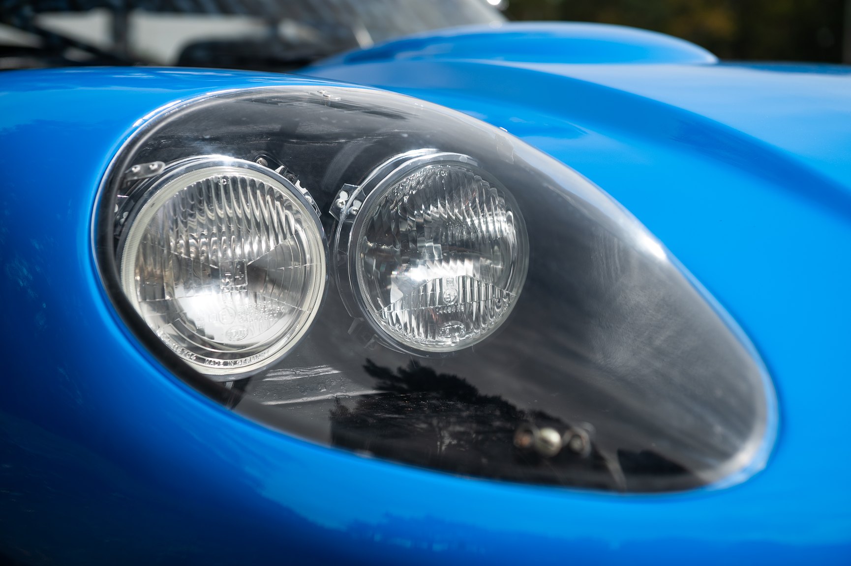 Exterior image of 1969 Marcos 3000 GT