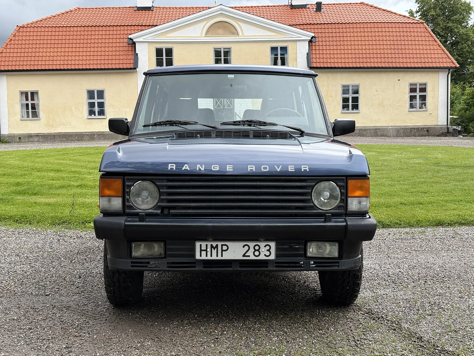 Exterior image of 1990 Range Rover Vogue SE 3.9 (2)