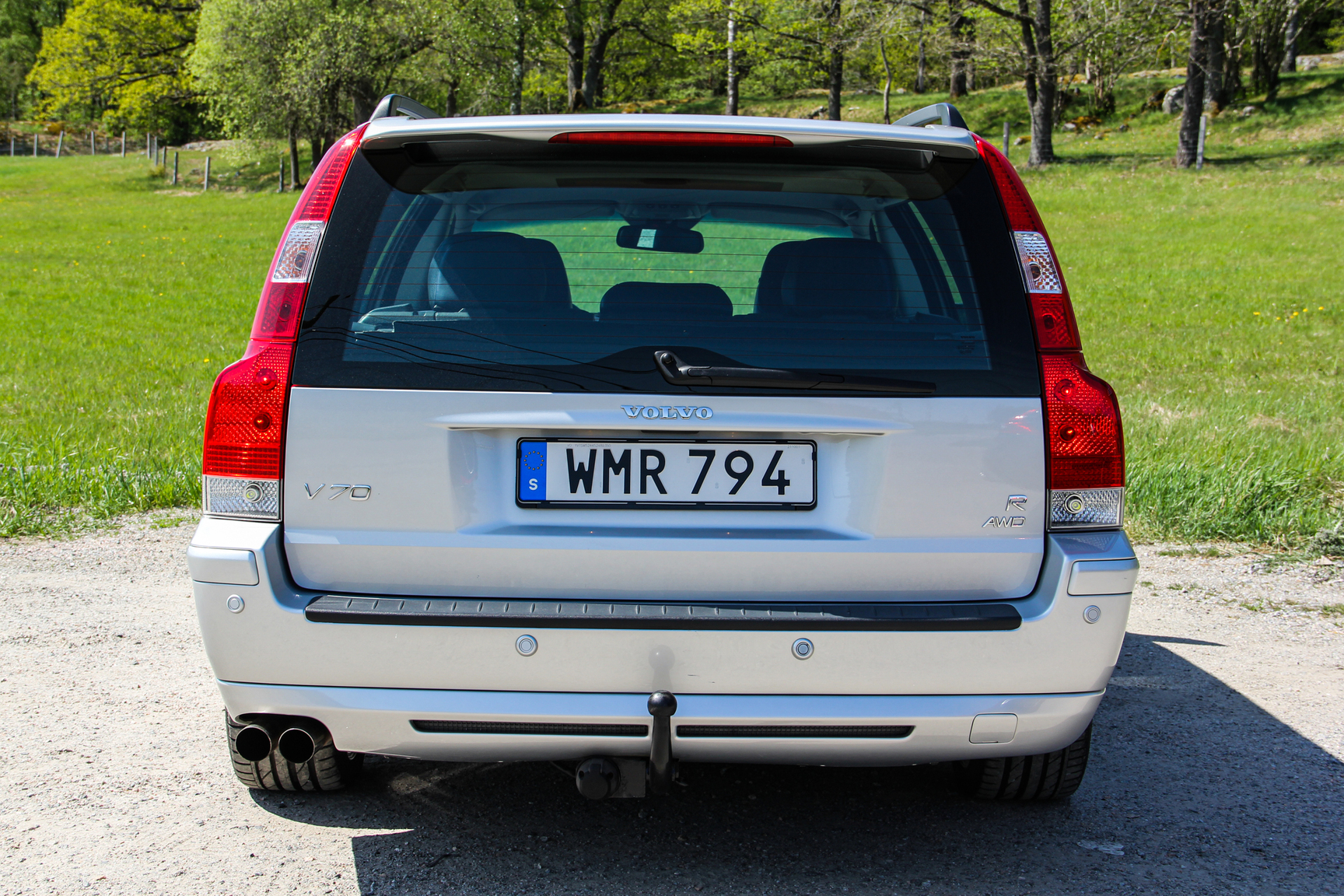 Exterior image of 2005 Volvo V70 R AWD (5)