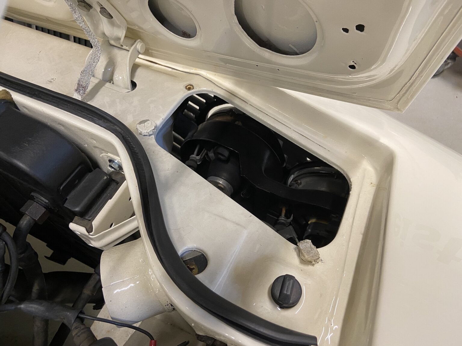 Image of 1971 BMW 2800 CS mechanics